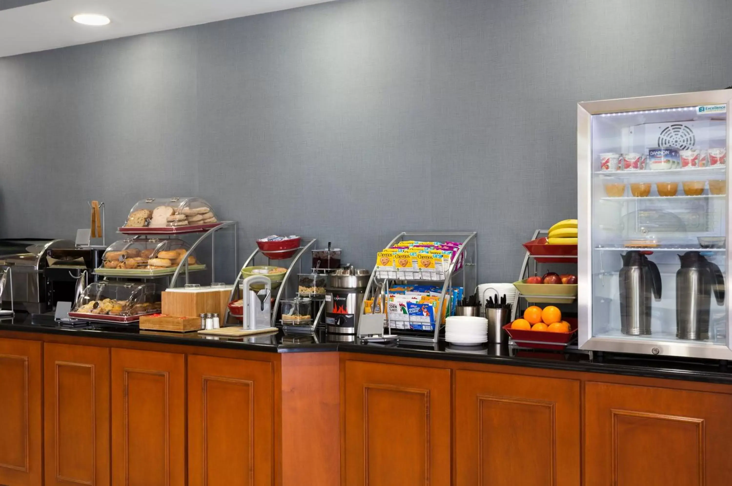 Food and drinks in Wingate by Wyndham Sylvania-Toledo
