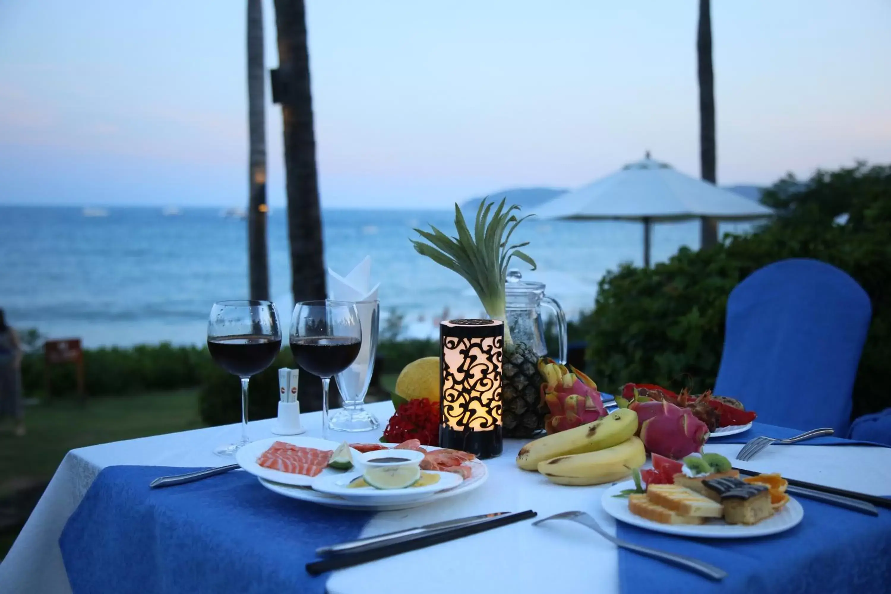 Dinner in Aegean Suites Sanya Yalong Bay Resort