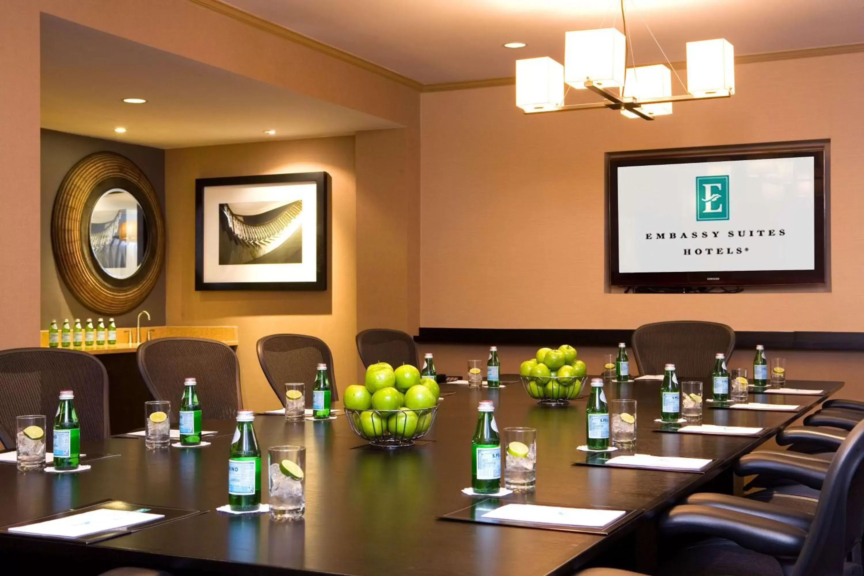 Meeting/conference room in Embassy Suites by Hilton Portland Maine