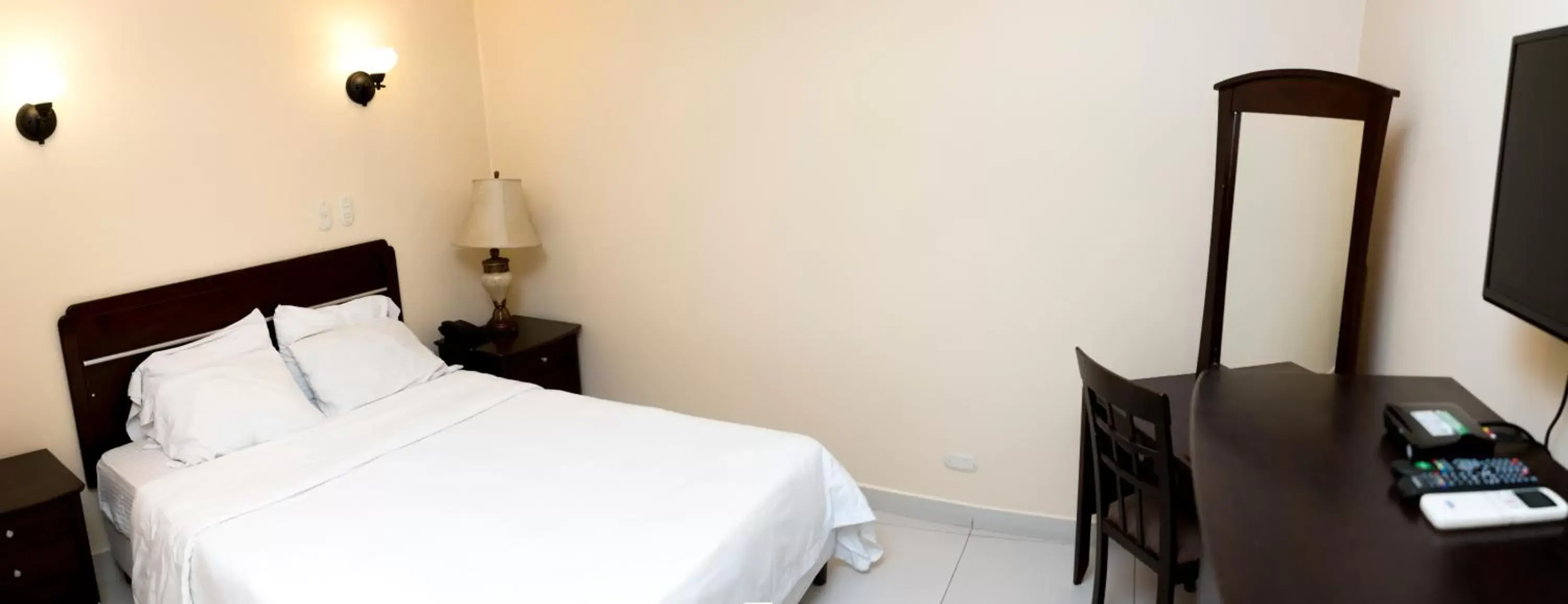 Bedroom, Room Photo in Hotel Novo