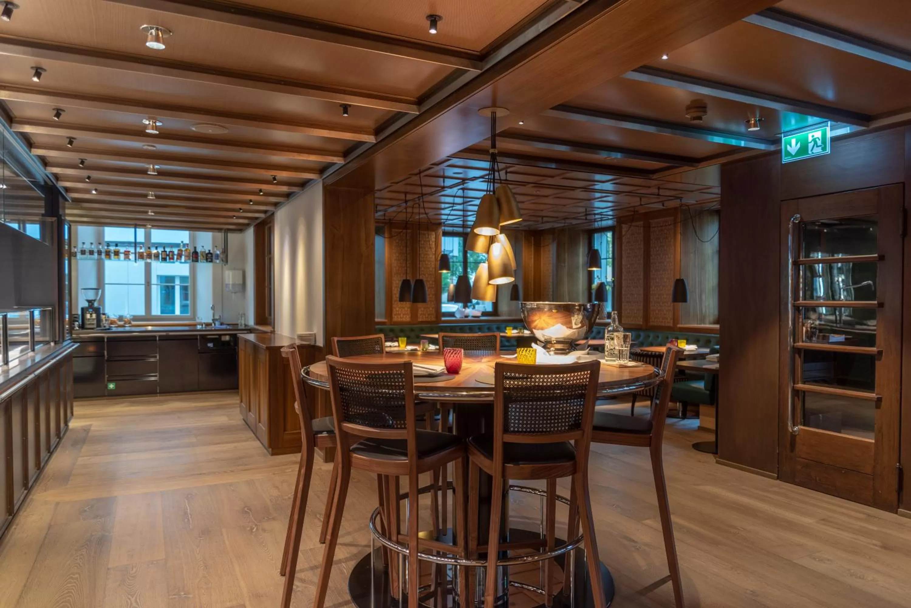 Restaurant/places to eat in CASPAR Swiss Quality Hotel