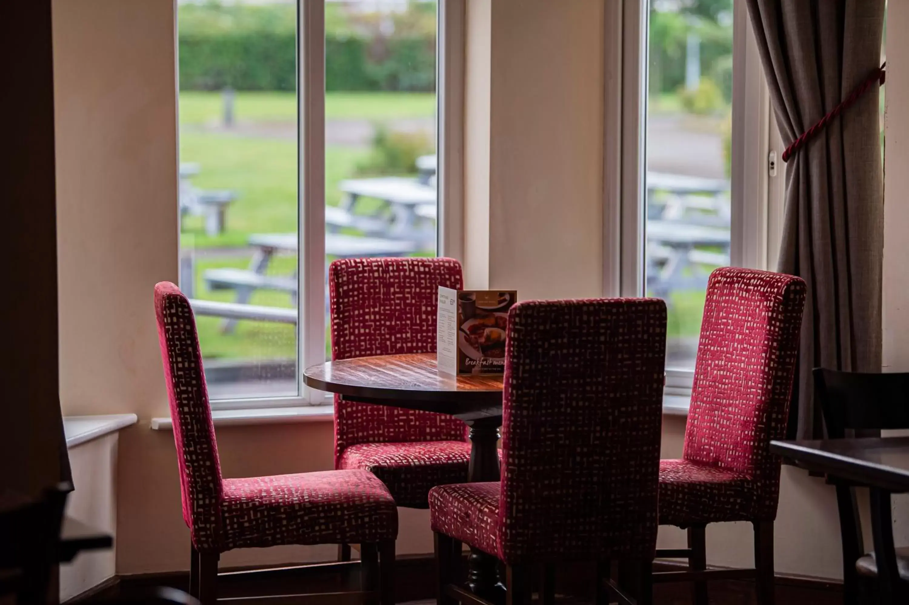 Restaurant/Places to Eat in Highfield Hotel