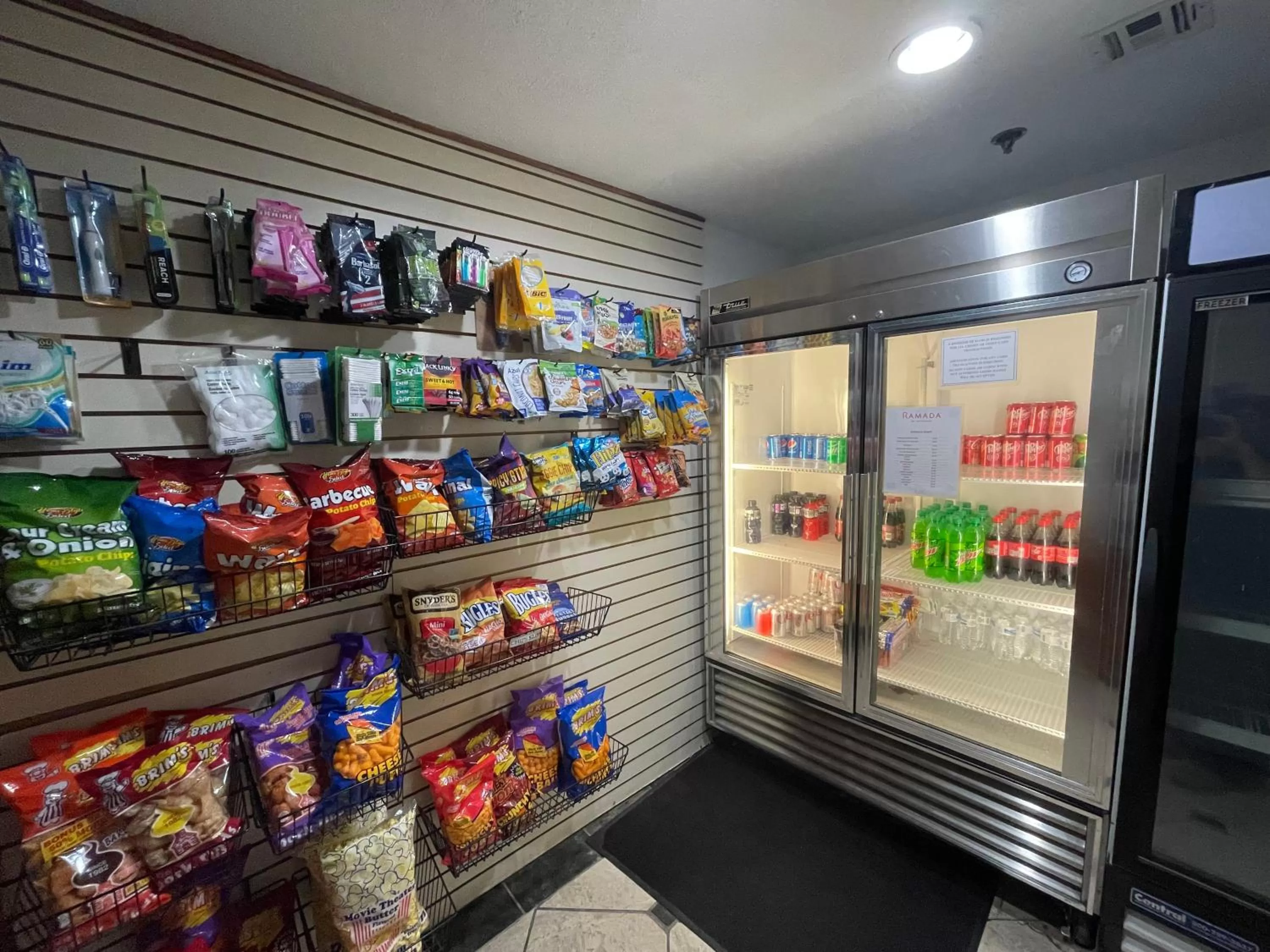 On-site shops in Ramada by Wyndham Oklahoma City Airport North