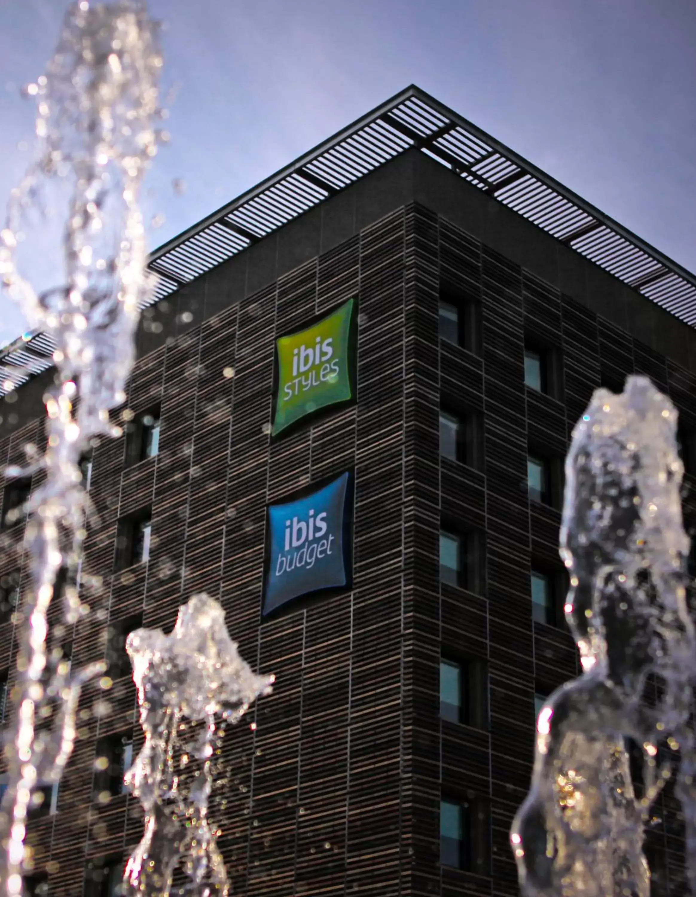 Facade/entrance, Property Building in ibis Styles Nimes Gare Centre