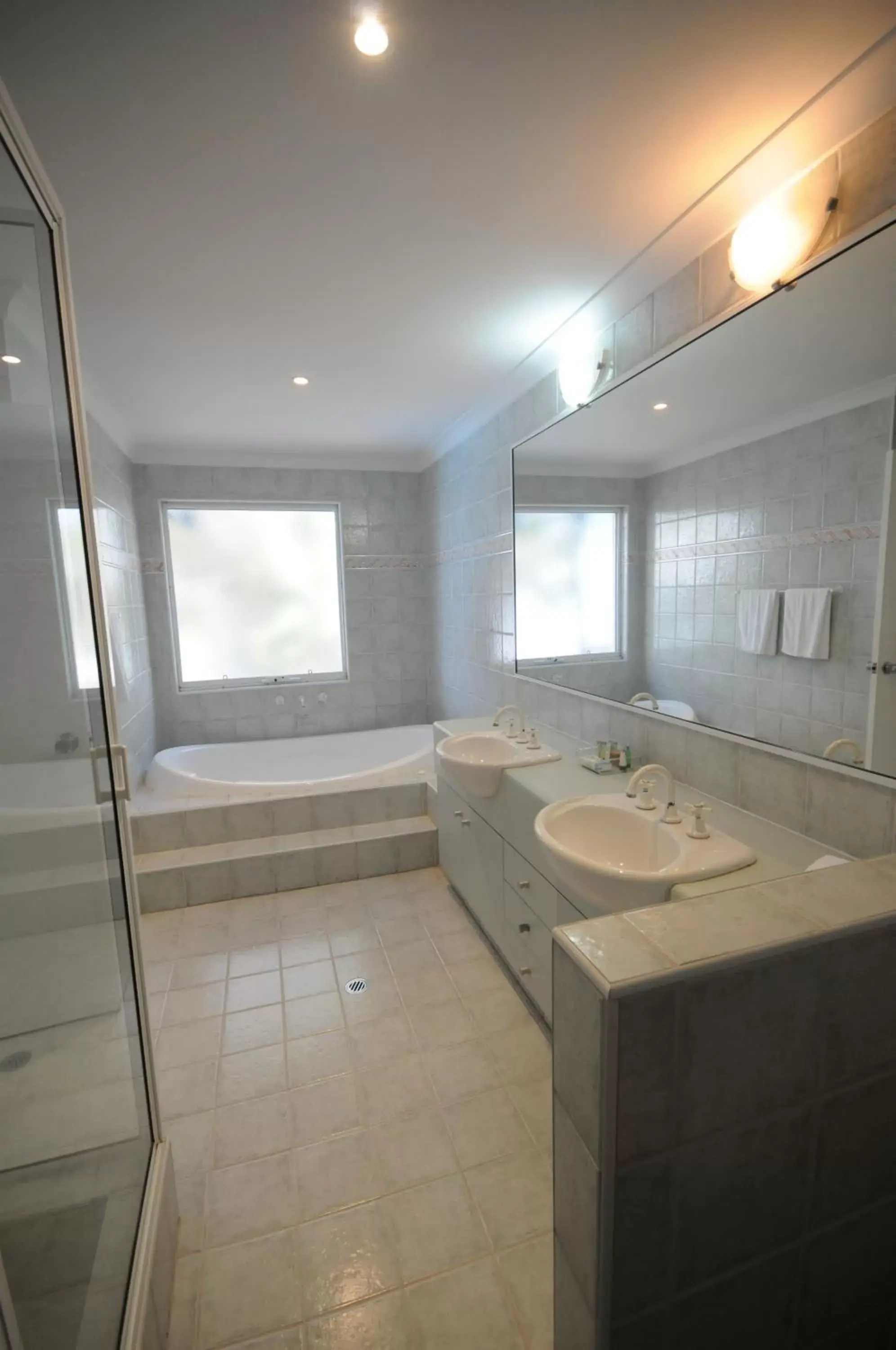 Toilet, Bathroom in Mandurah Quay Resort