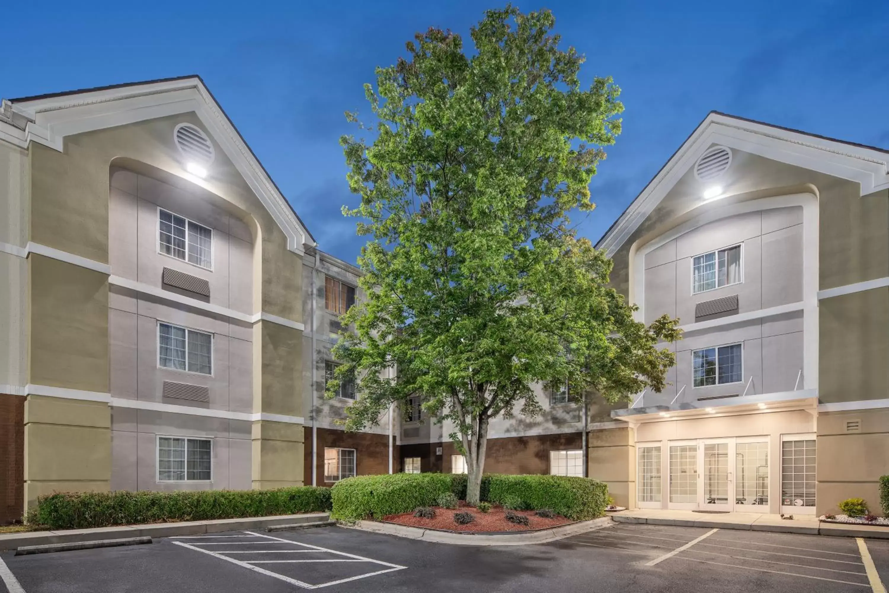 Property Building in Candlewood Suites Huntersville-Lake Norman Area, an IHG Hotel