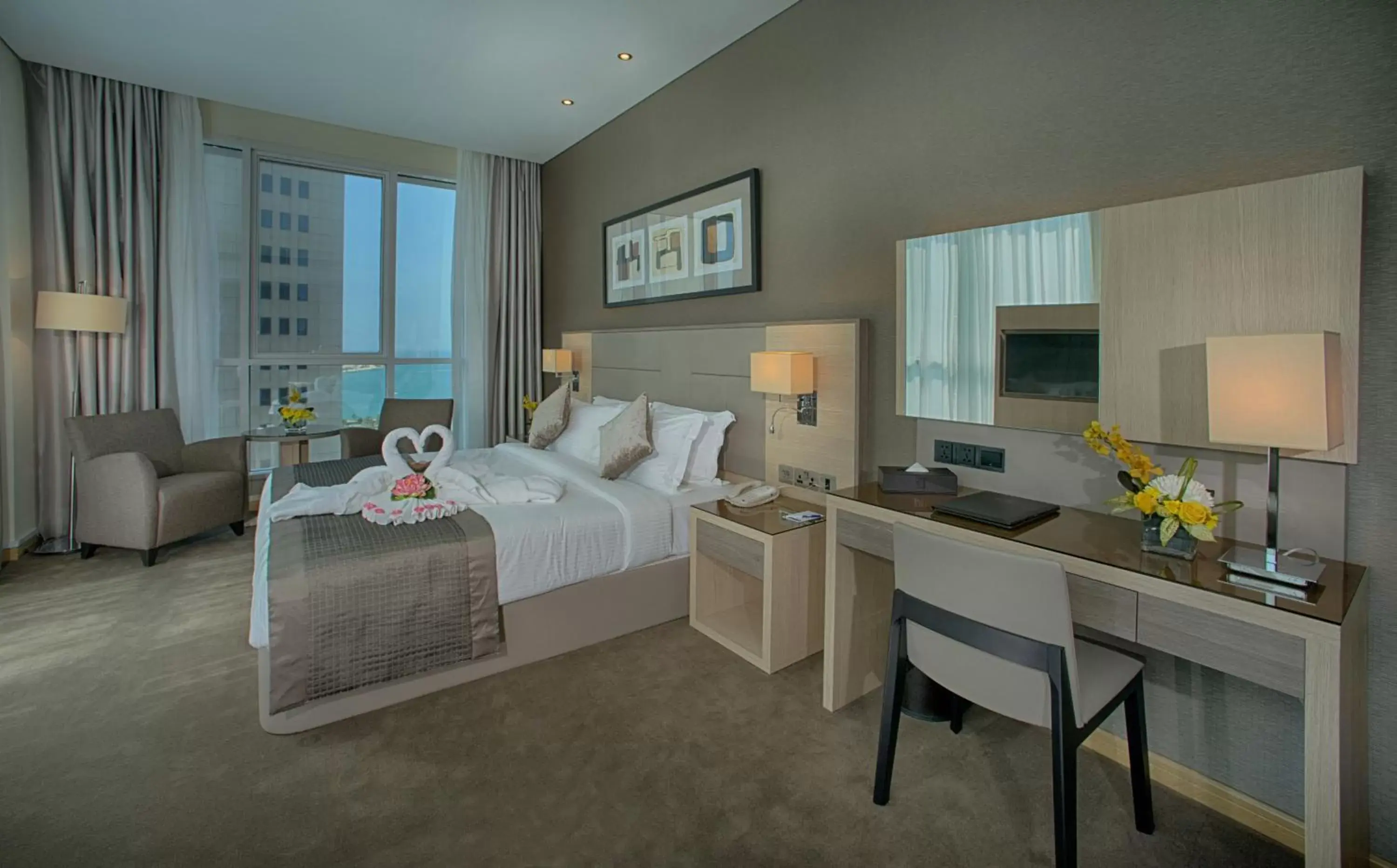 Bedroom in TRYP by Wyndham Abu Dhabi City Center