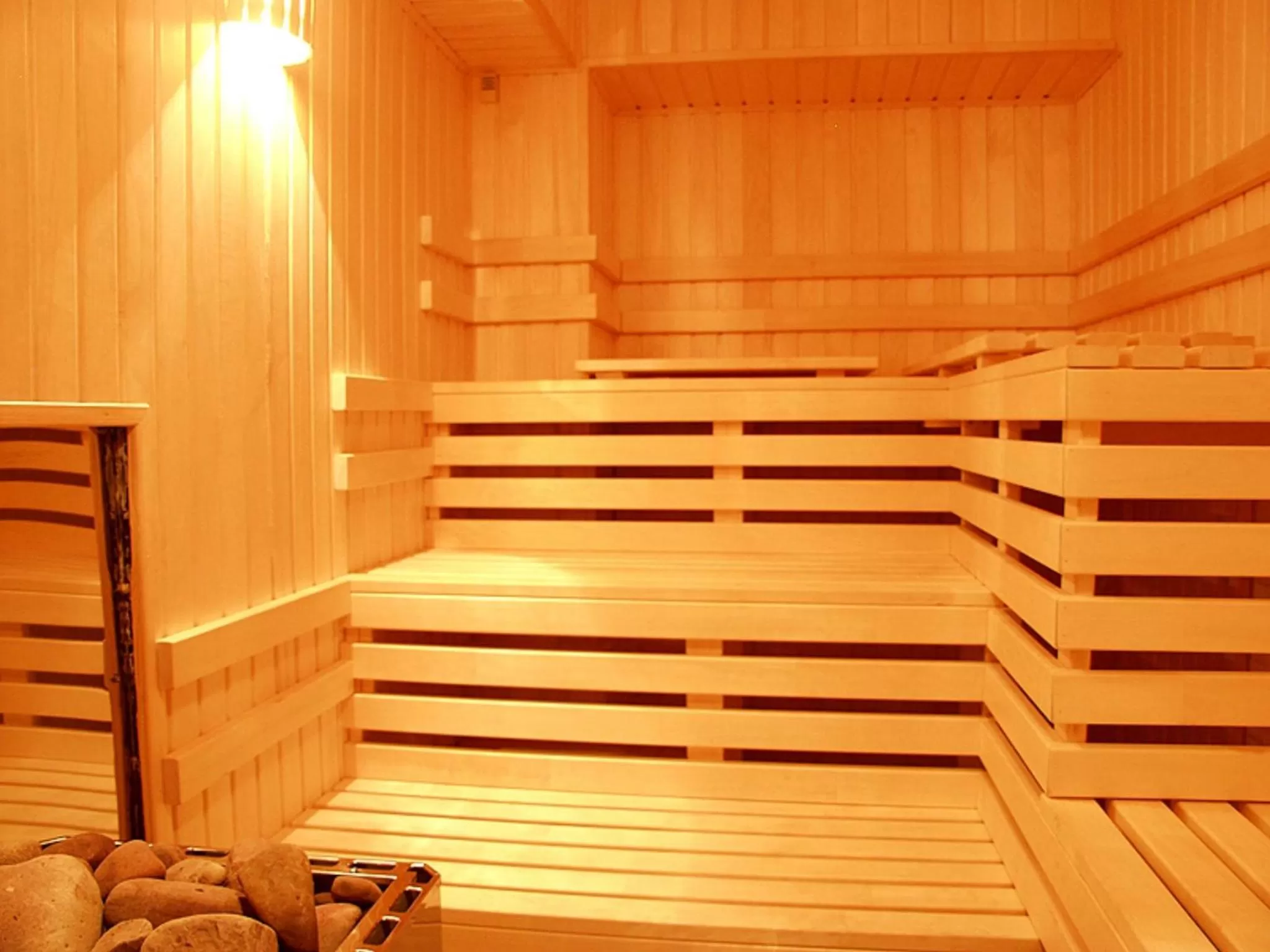 Sauna in Manhattan Hotel & Restaurant