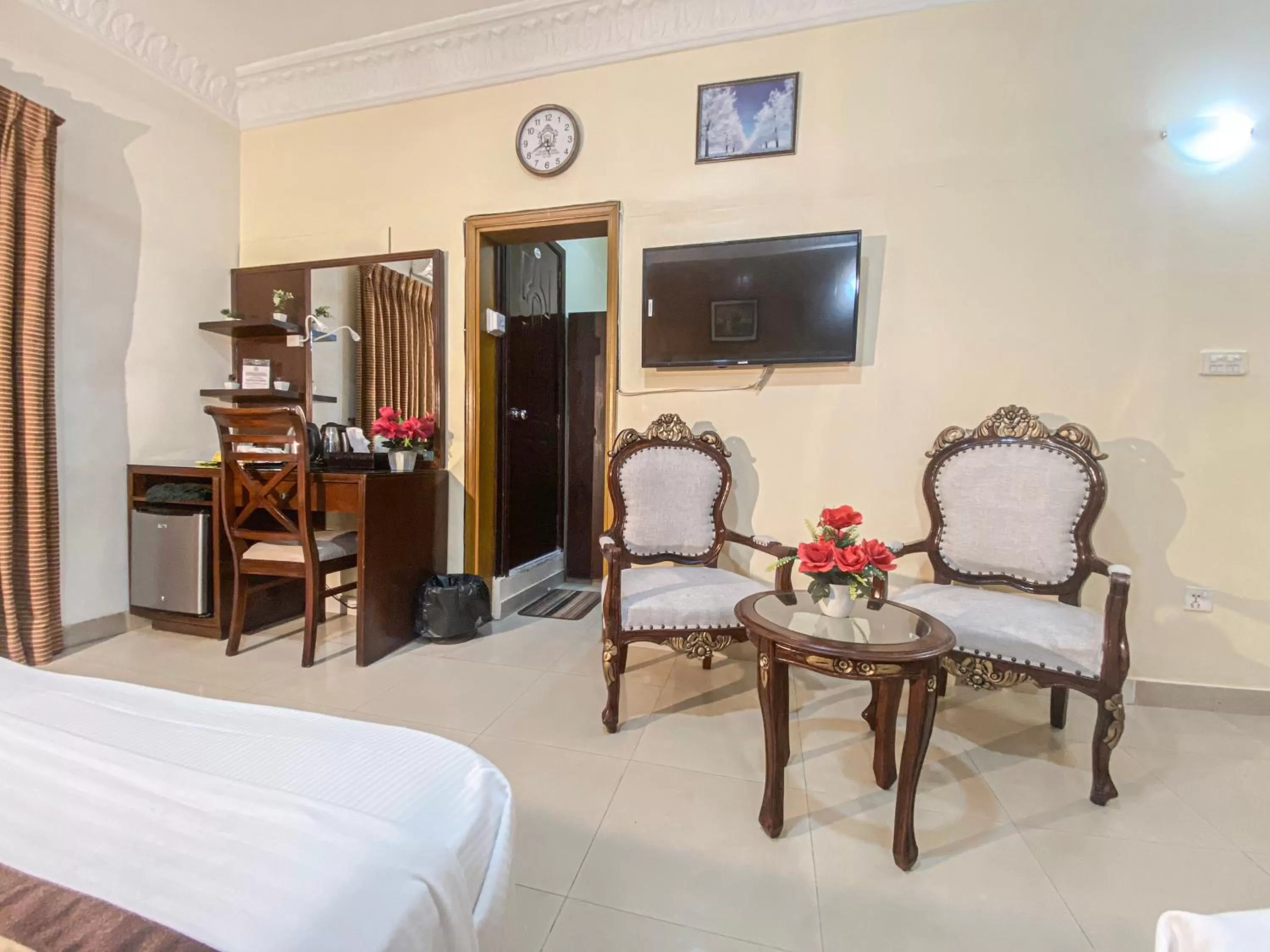 TV/Entertainment Center in World Inn Karachi