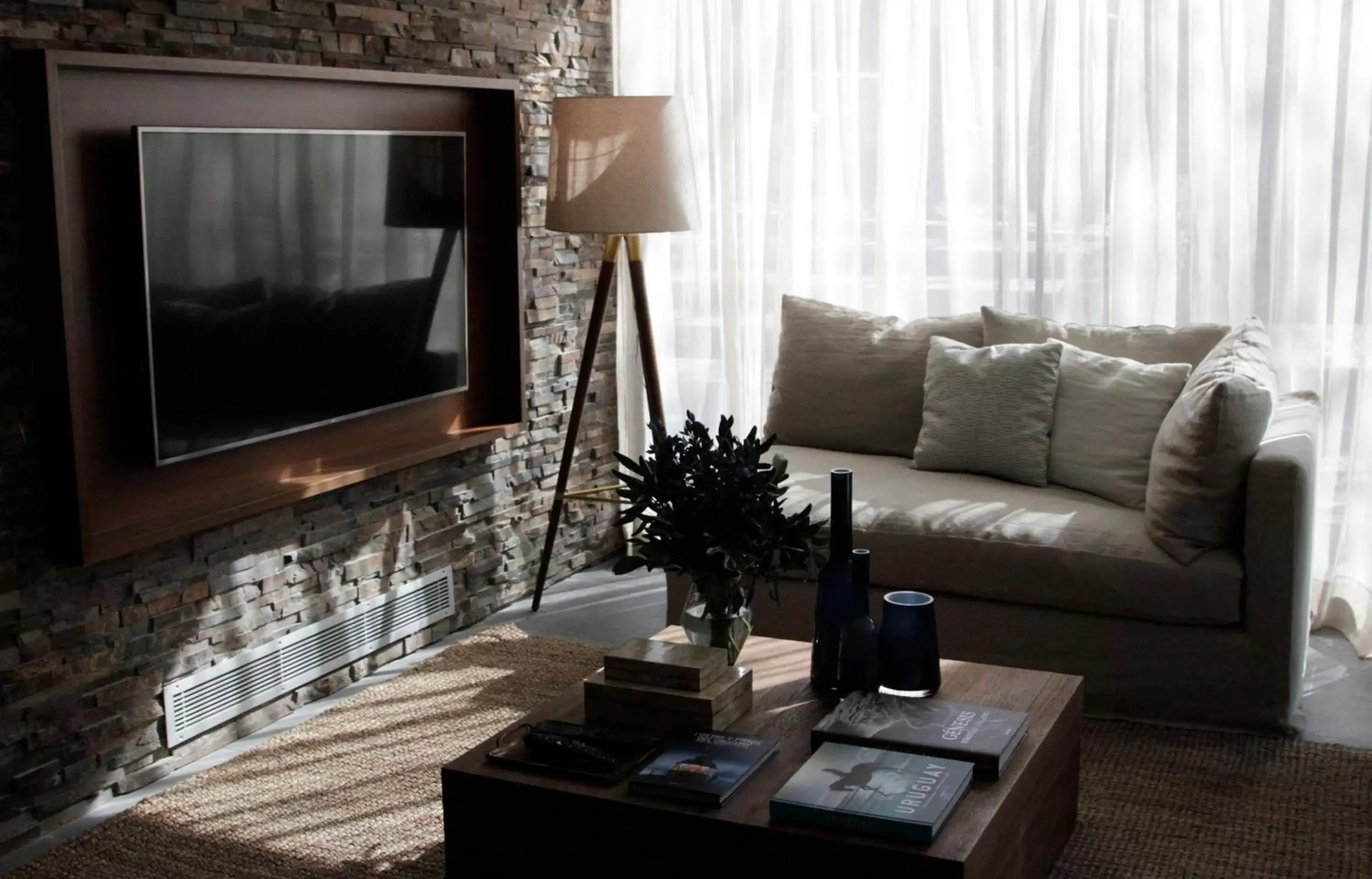 Seating area, TV/Entertainment Center in Cottage Puerto Buceo