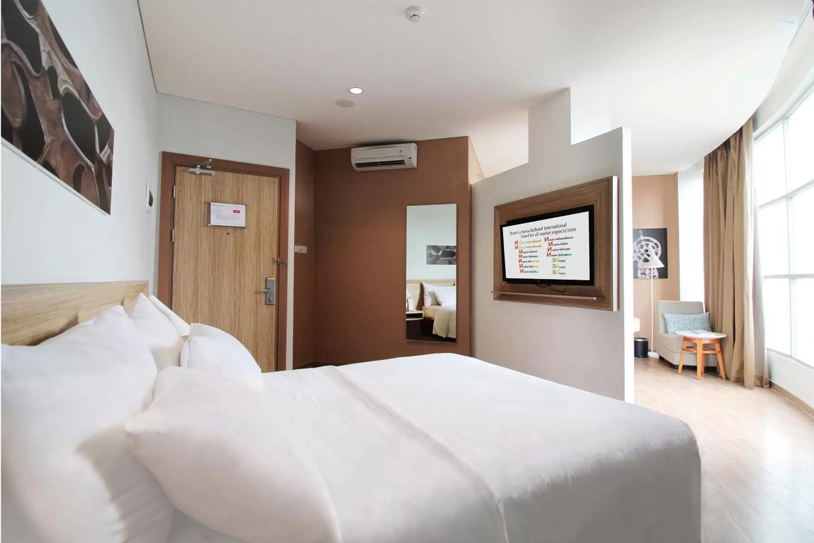 Bedroom, Bed in Swiss-Belhotel Manokwari