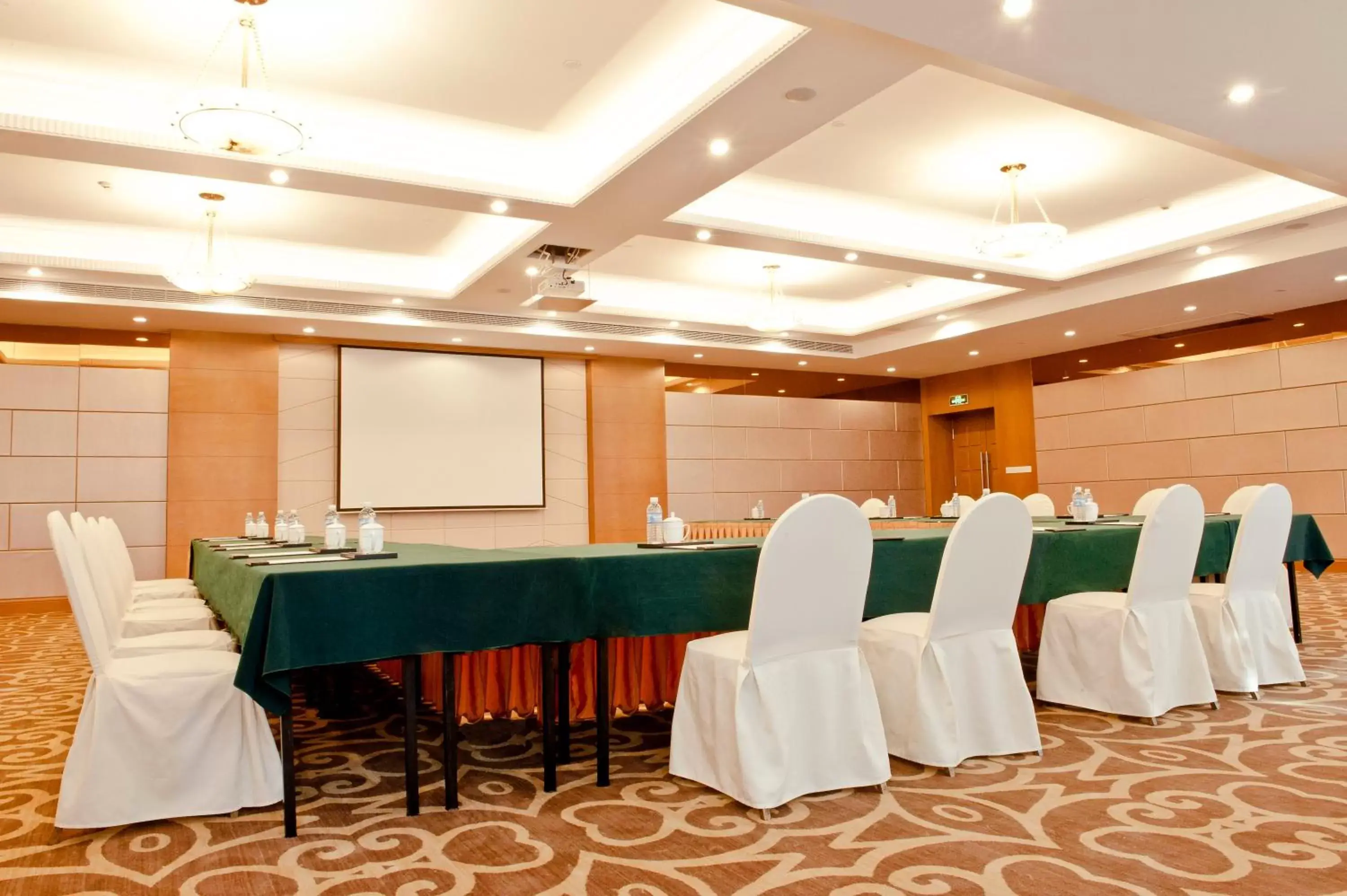 Meeting/conference room in Holiday Inn Shanghai Pudong, an IHG Hotel