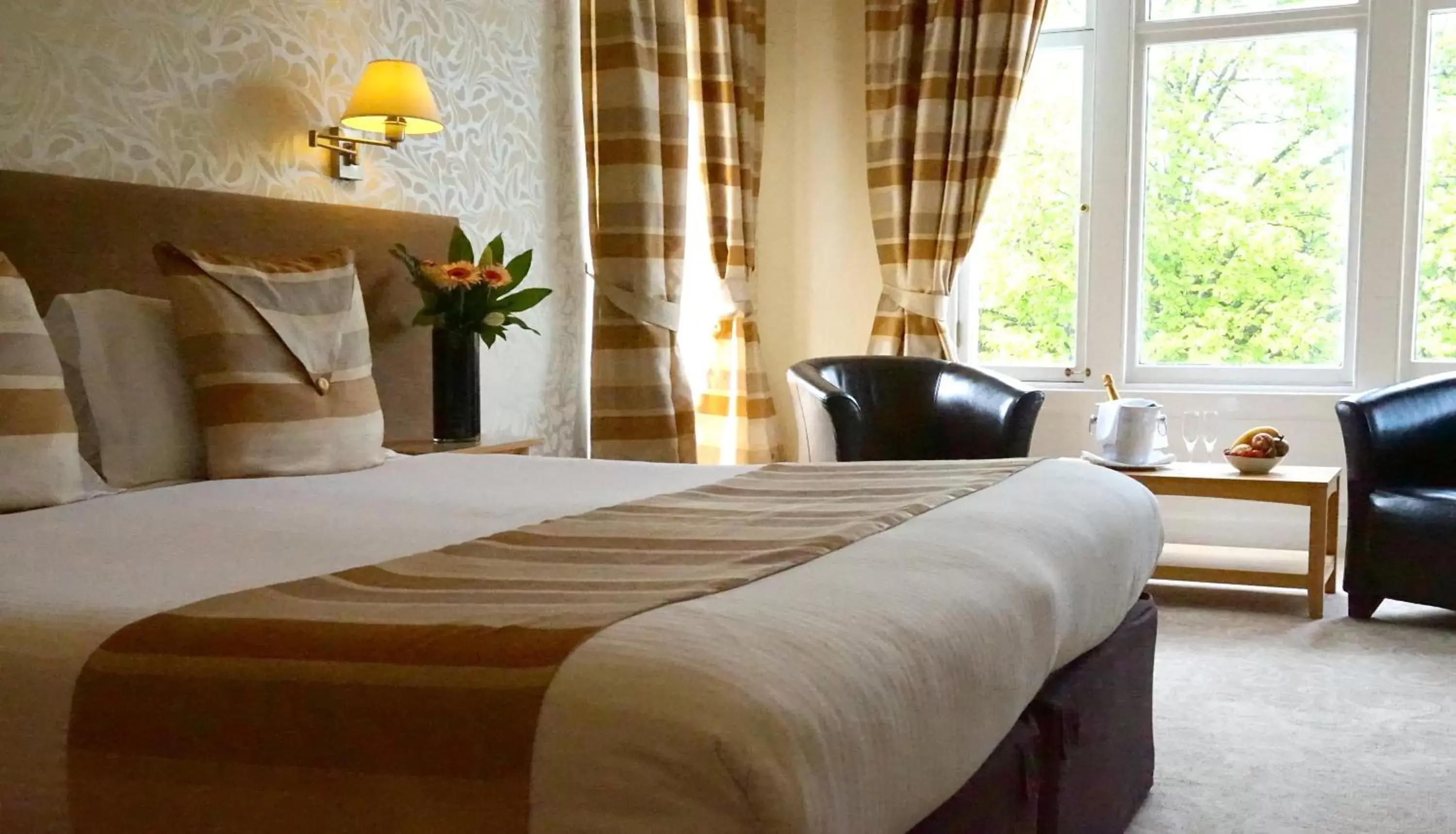 Bed in Glen Mhor Hotel