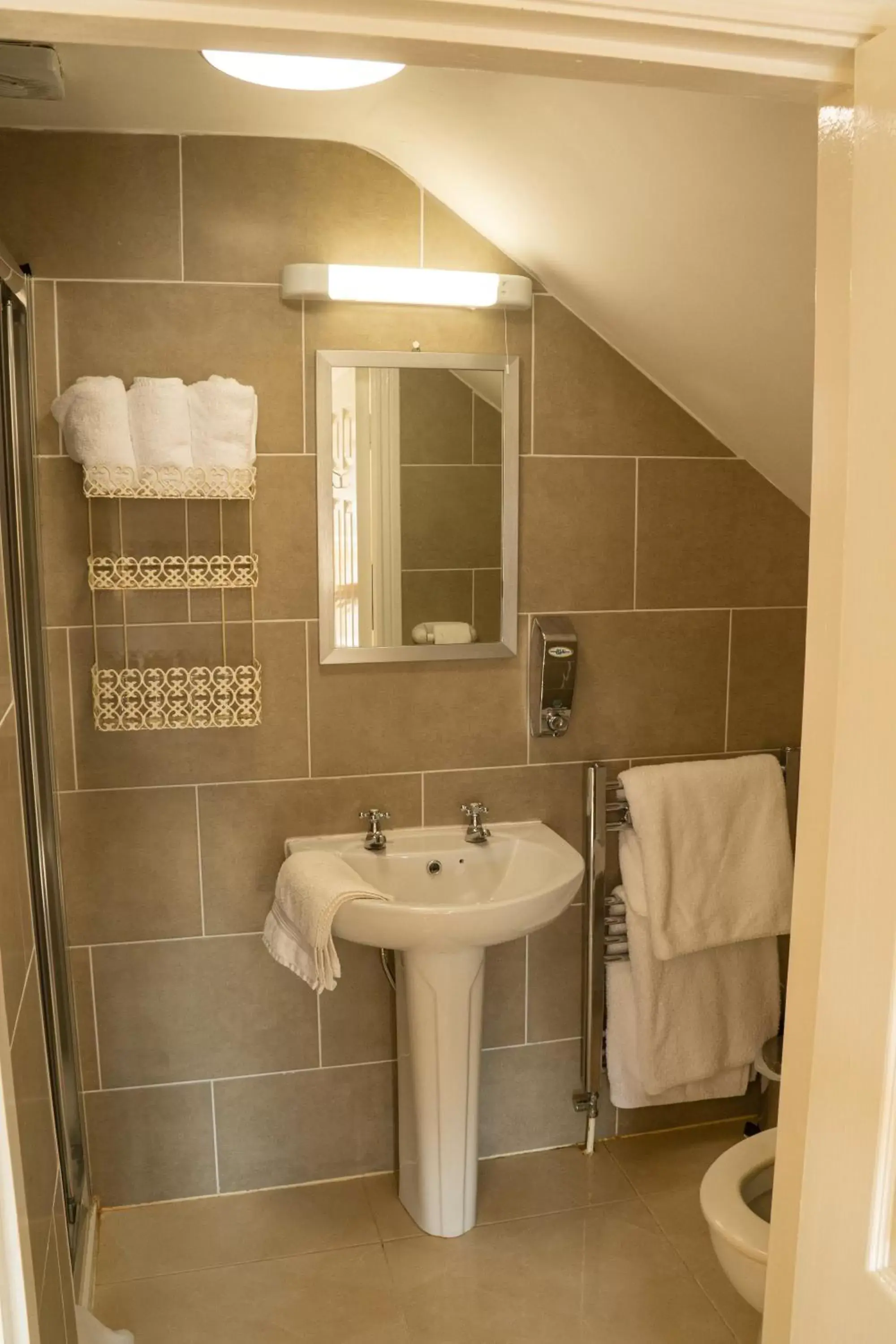 Shower, Bathroom in Tynte House