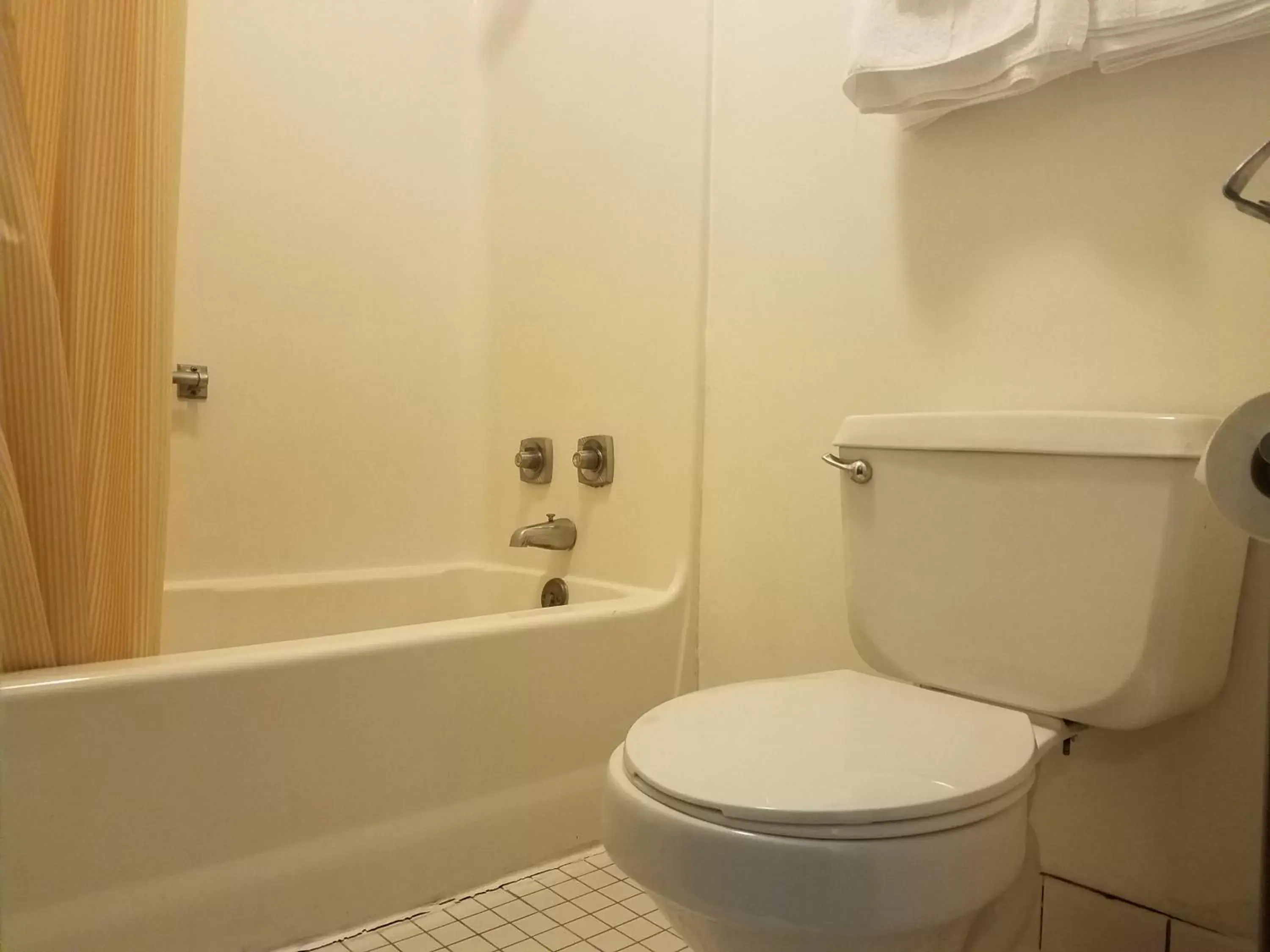 Bathroom in Stay Inn