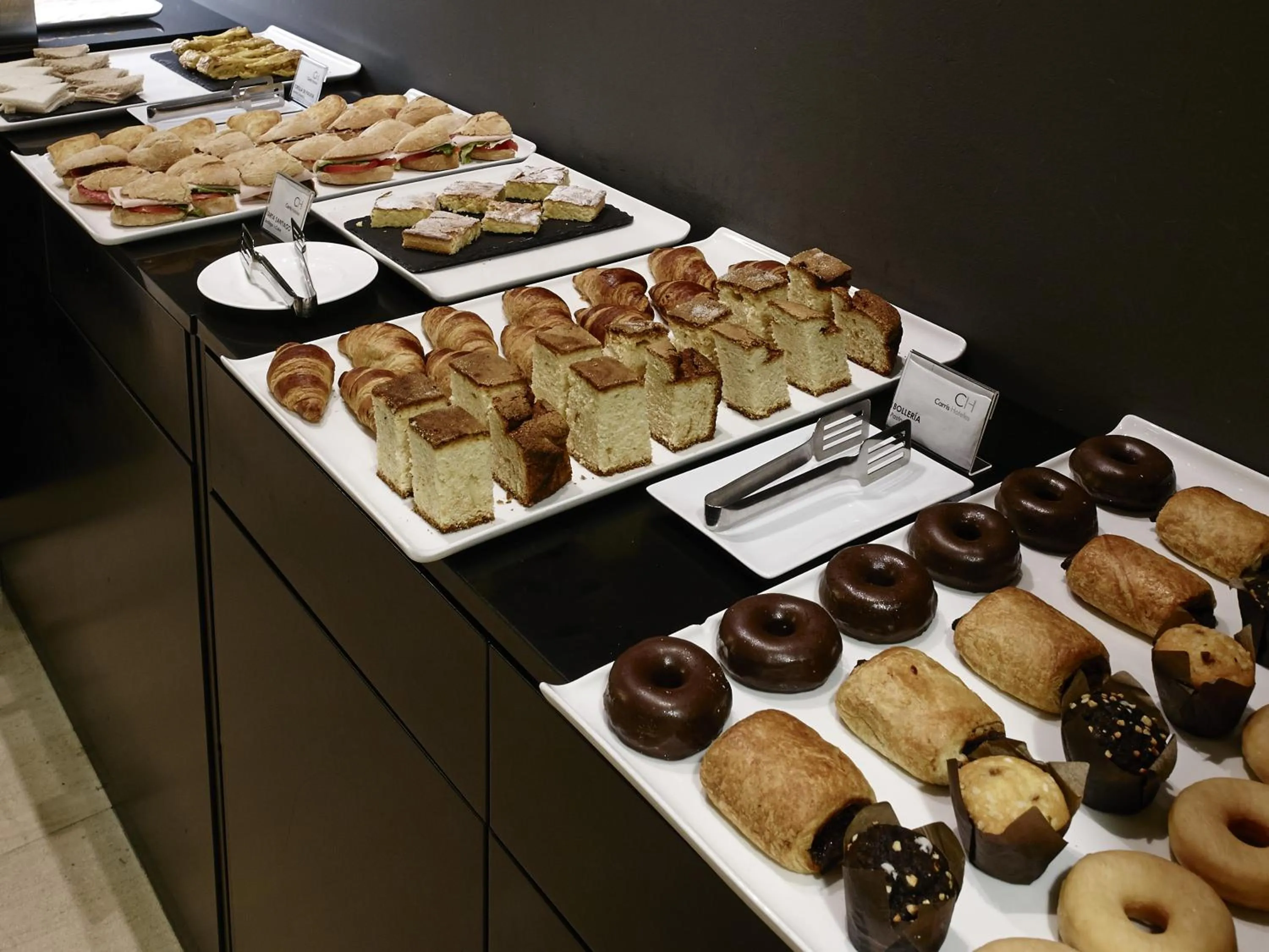 Lounge or bar in Hotel Carris Marineda