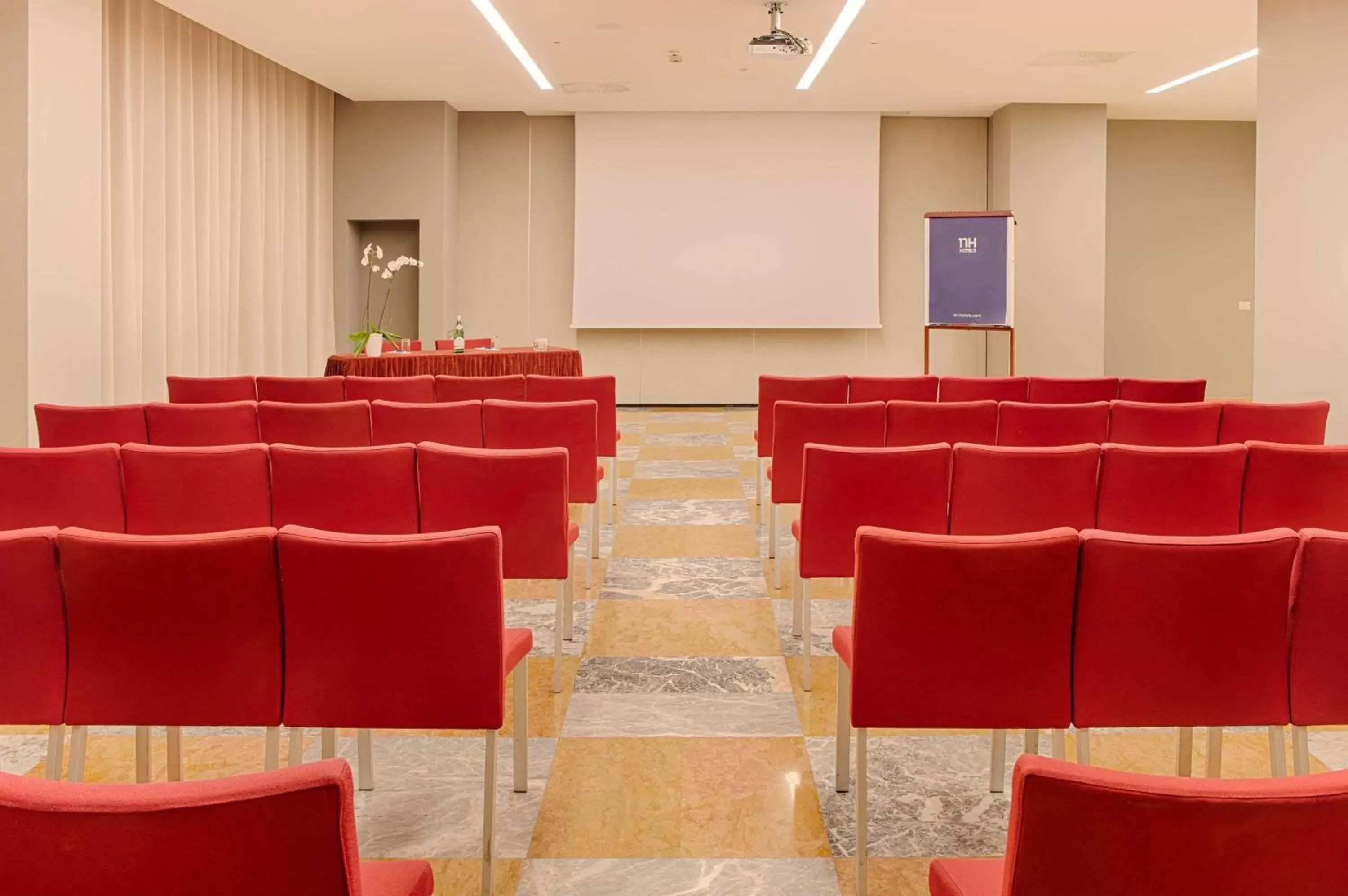 Meeting/conference room in NH La Spezia