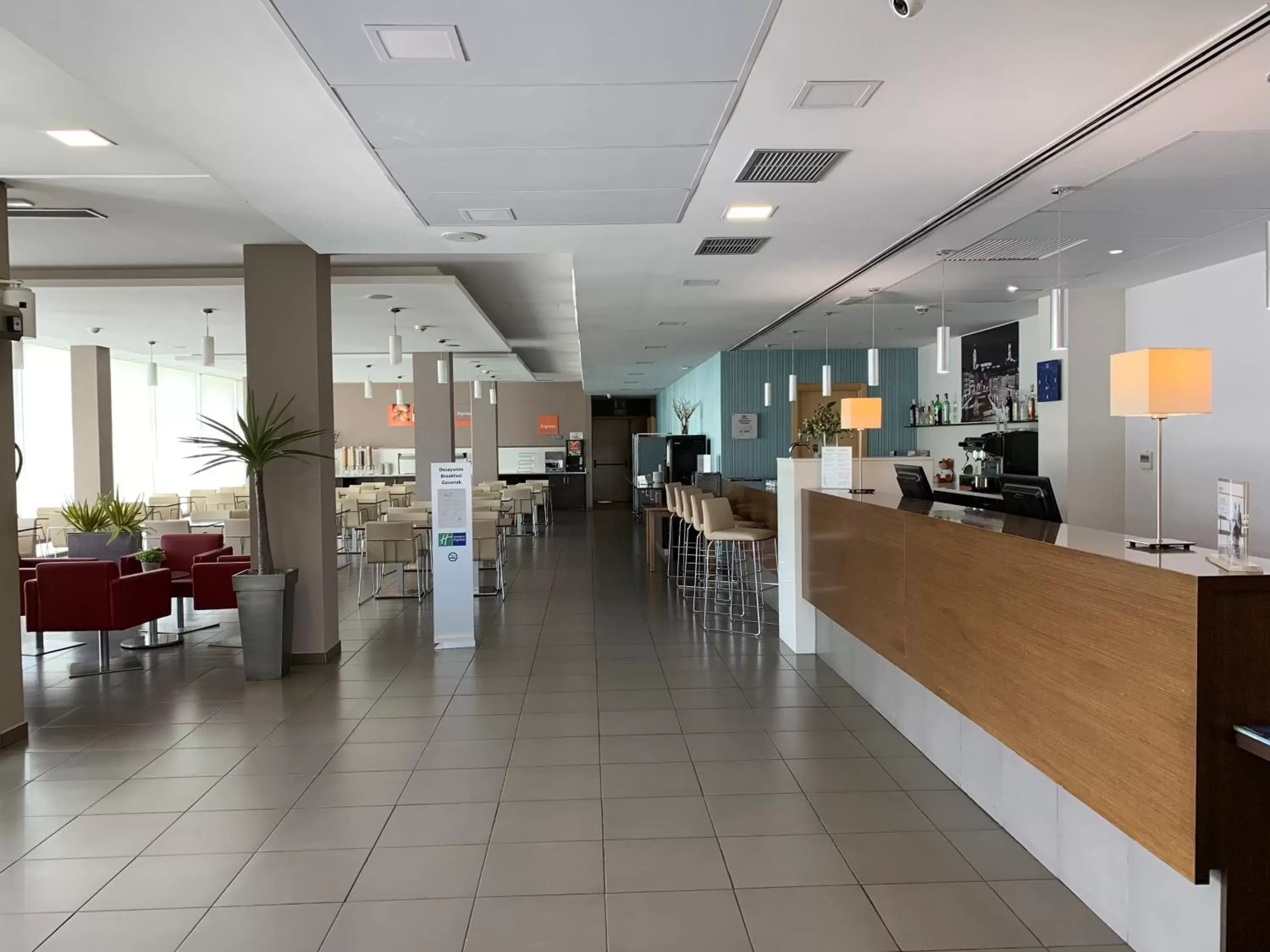 Lobby or reception in Holiday Inn Express Vitoria by IHG Lobby or reception in Holiday Inn Express Vitoria by IHG