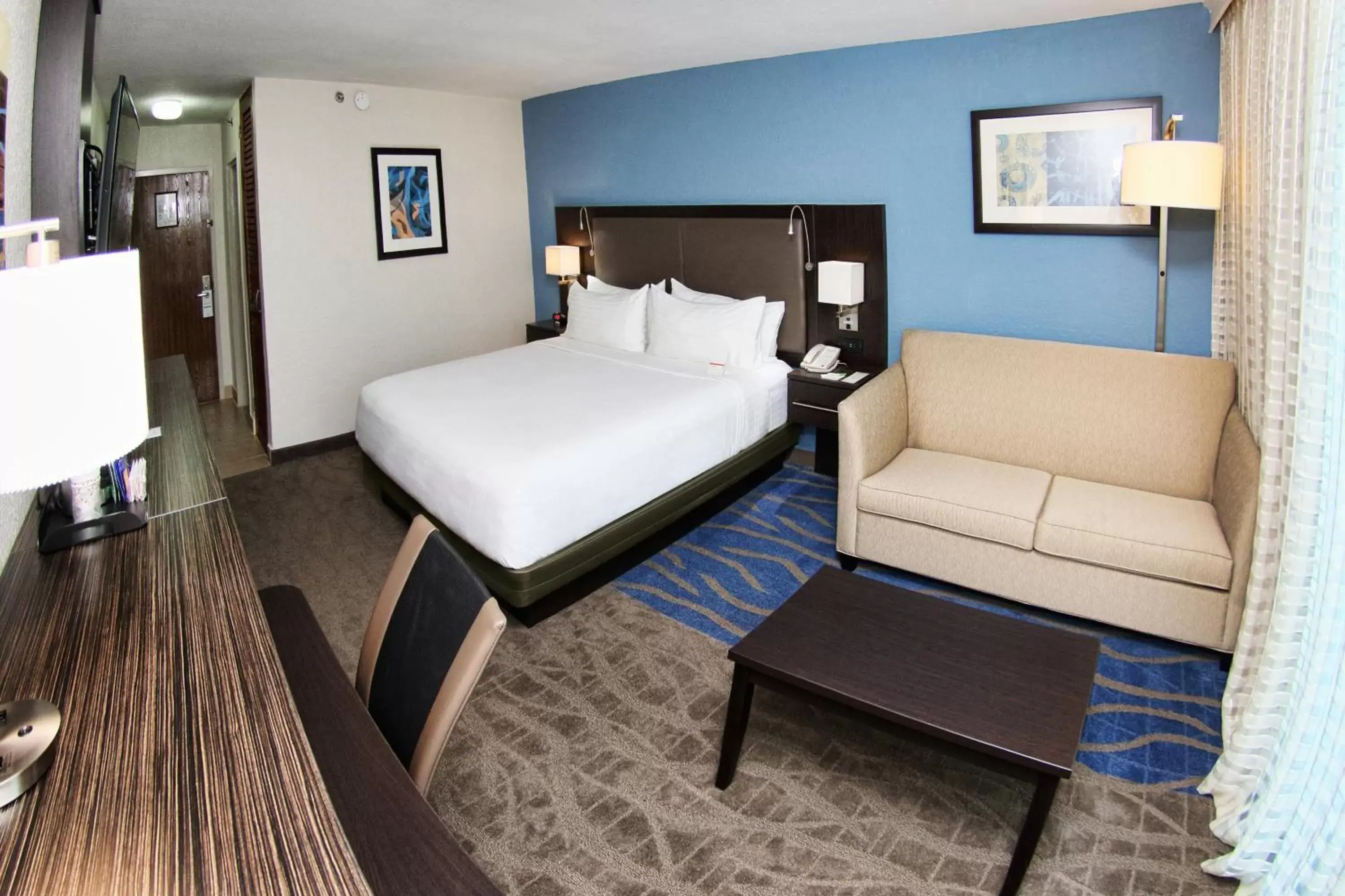 Photo of the whole room, Bed in Holiday Inn Mayaguez & Tropical Casino, an IHG Hotel