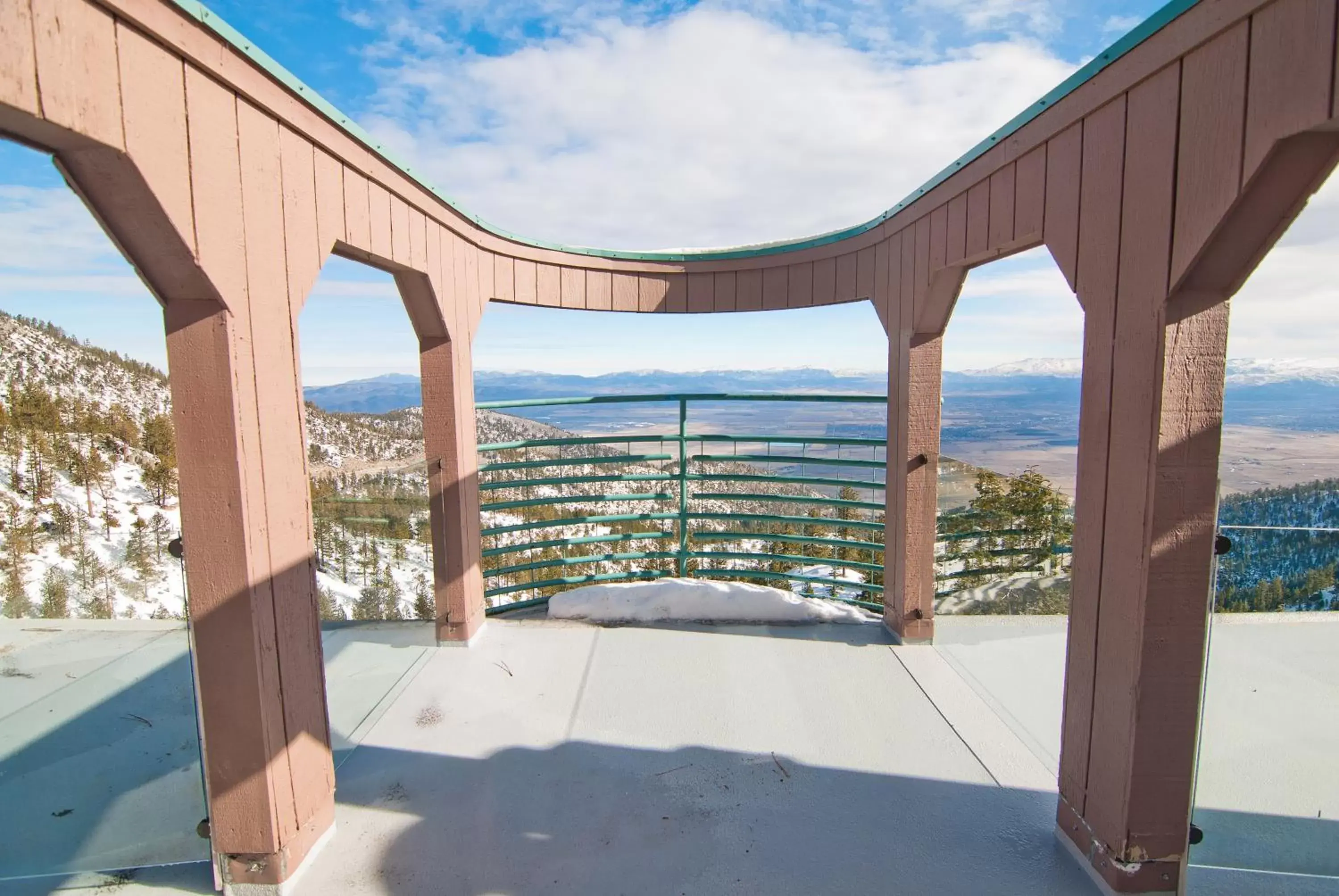 Mountain view in The Ridge Sierra Mountain view in The Ridge Sierra