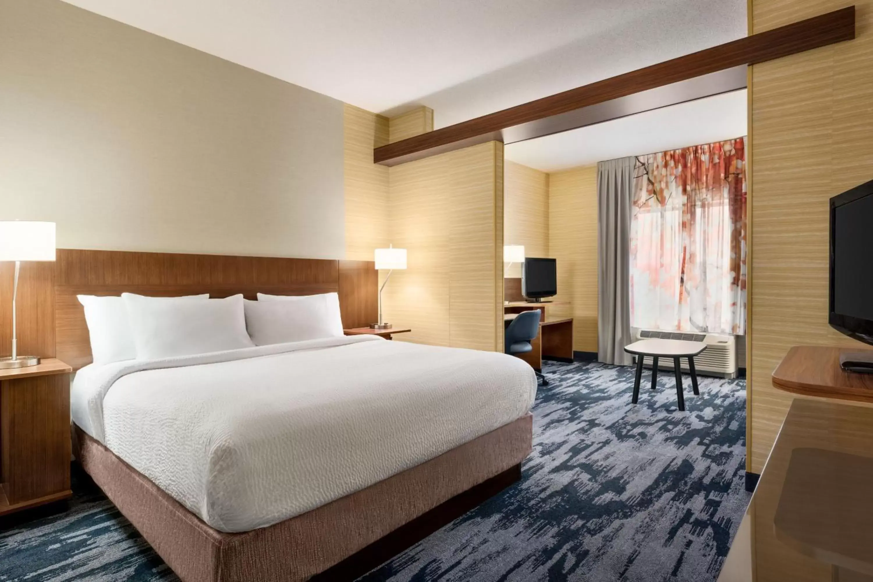 Photo of the whole room, Bed in Fairfield Inn & Suites by Marriott Hershey Chocolate Avenue