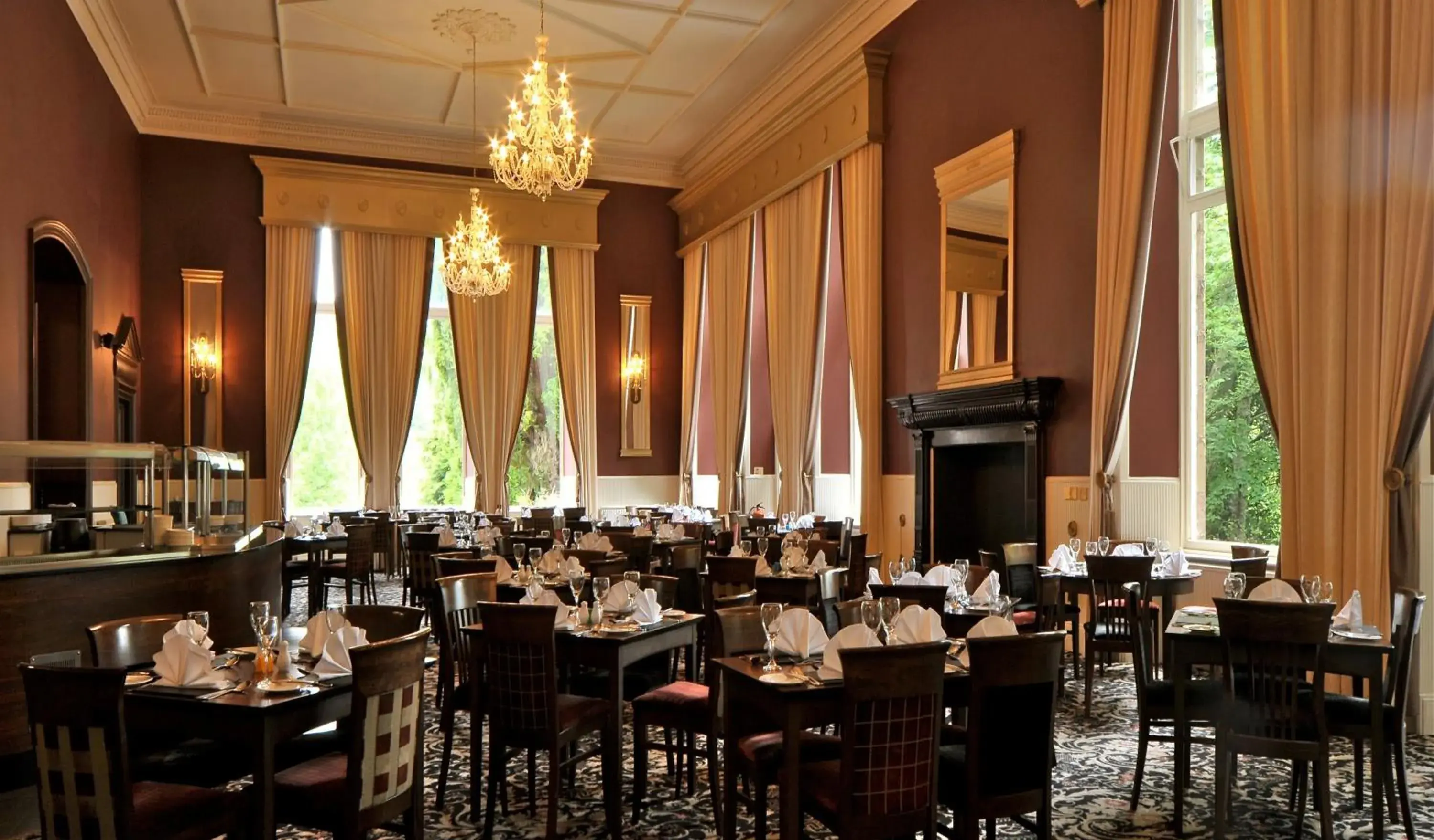 Restaurant/places to eat in Ben Wyvis Hotel Restaurant/places to eat in Ben Wyvis Hotel