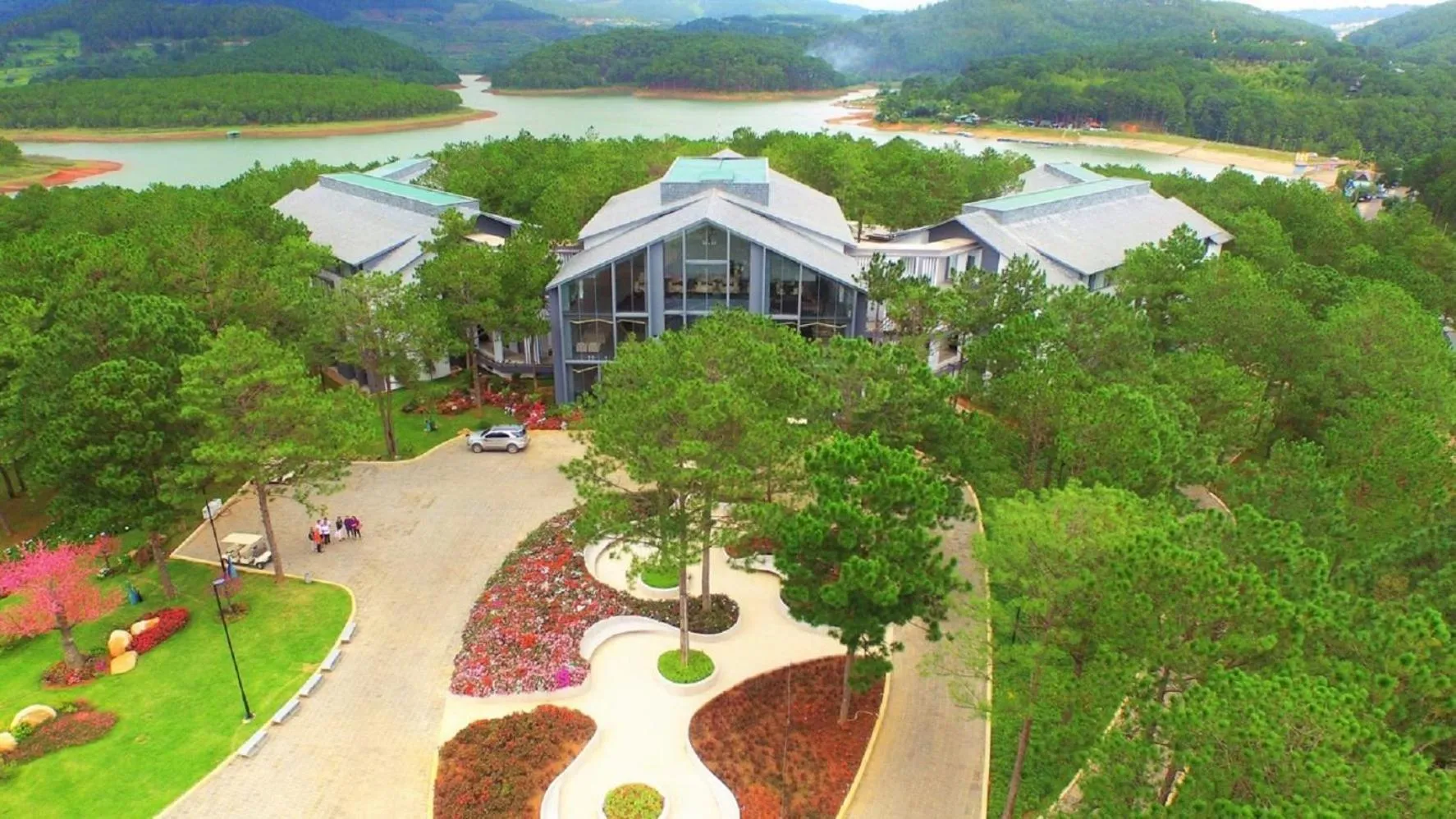 Property building in Terracotta Hotel & Resort Dalat