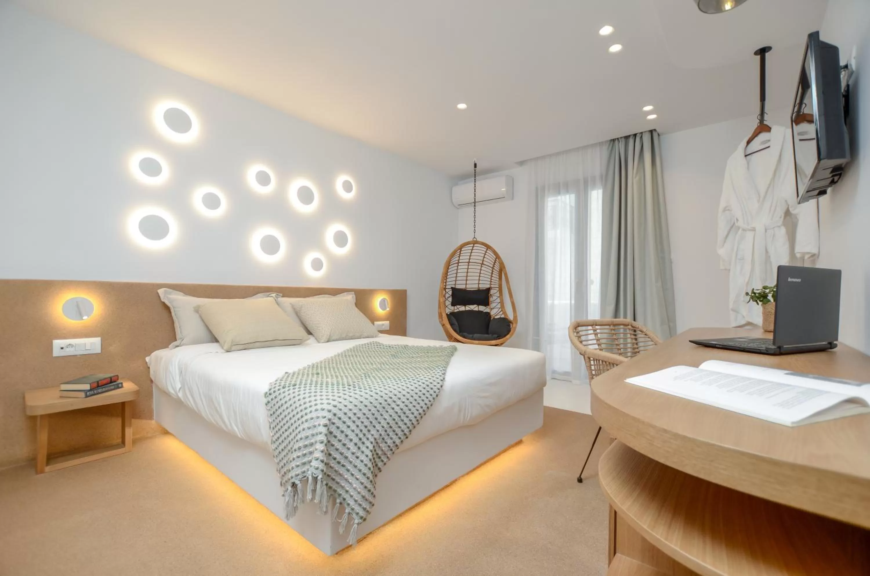 Bedroom, Bed in Argo Boutique Hotel