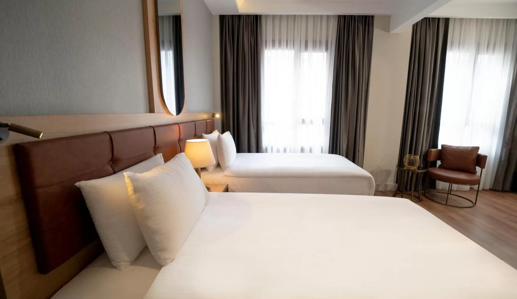 Photo of the whole room, Bed in Grand Sirkeci Hotel