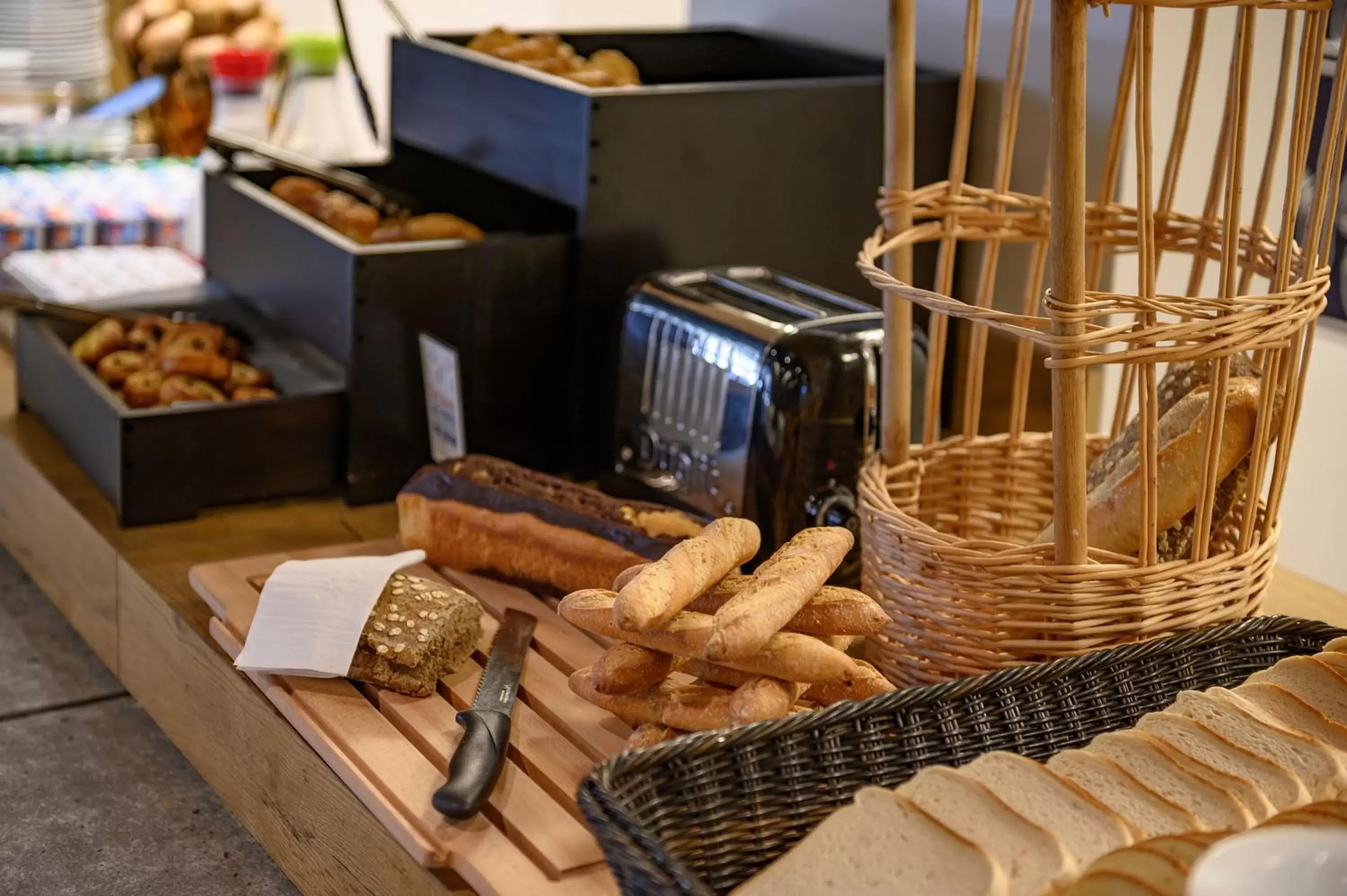 Food and drinks in ibis budget Saint-Étienne Centre Gare Châteaucreux