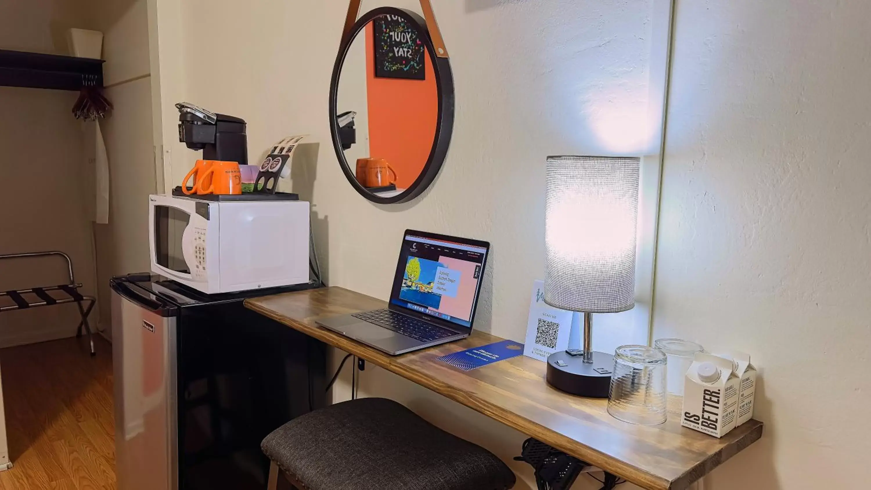 Coffee/tea facilities in City Center Motel