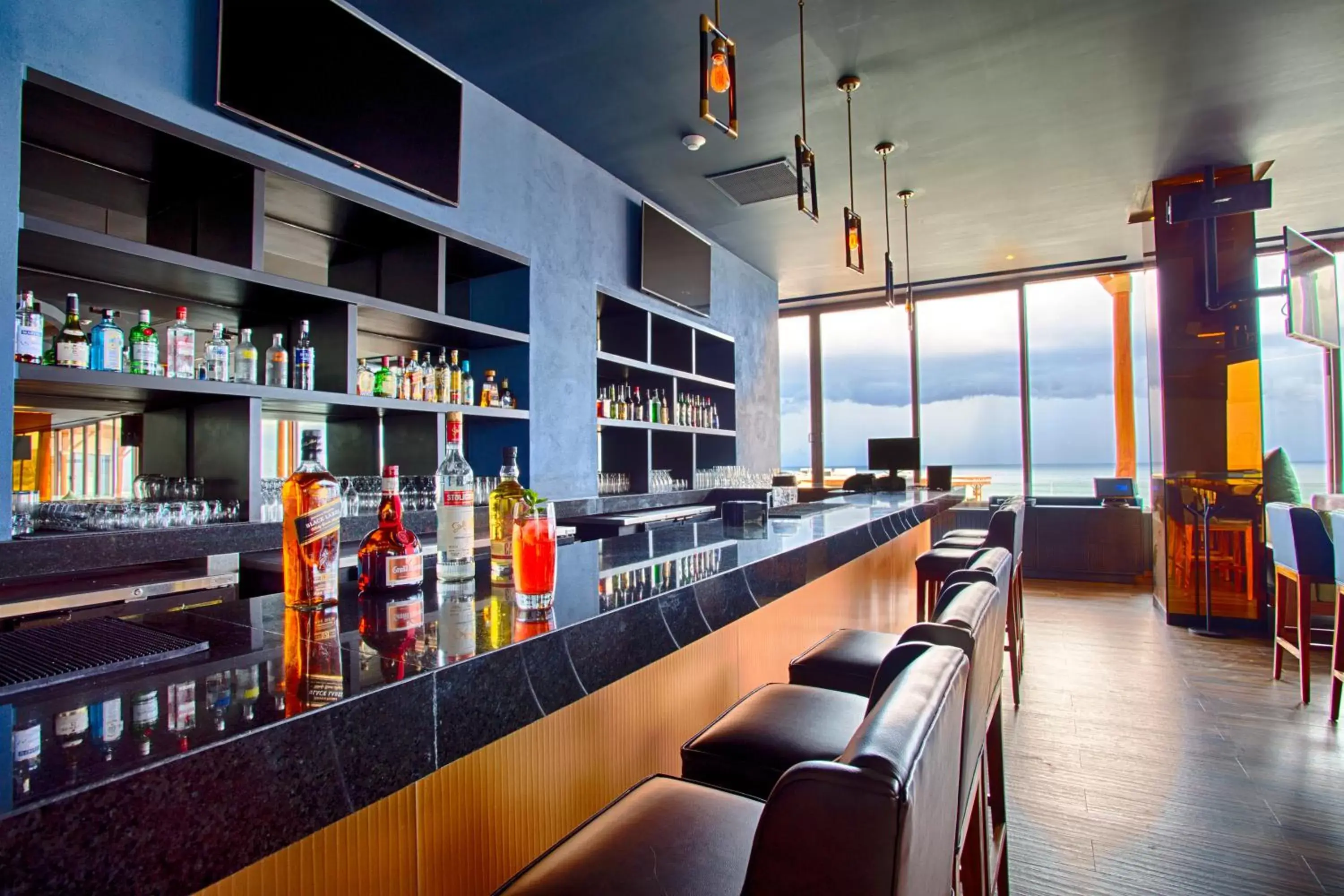 Lounge or bar in Armony Marival Resort & Spa Punta de Mita - MGallery collection Lounge or bar in Armony Marival Resort & Spa Punta de Mita - MGallery collection