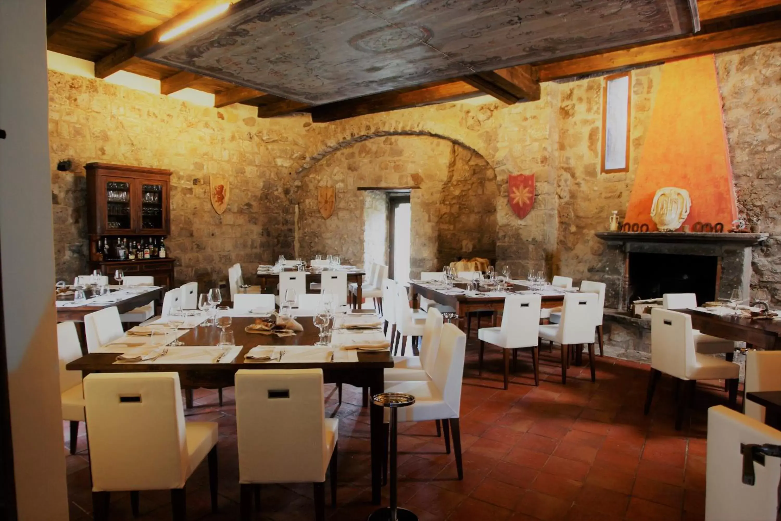 On site, Restaurant/Places to Eat in Castello di Limatola