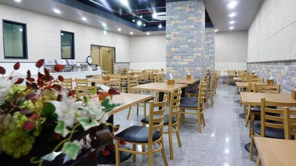 Restaurant/Places to Eat in The Port Hotel Busan