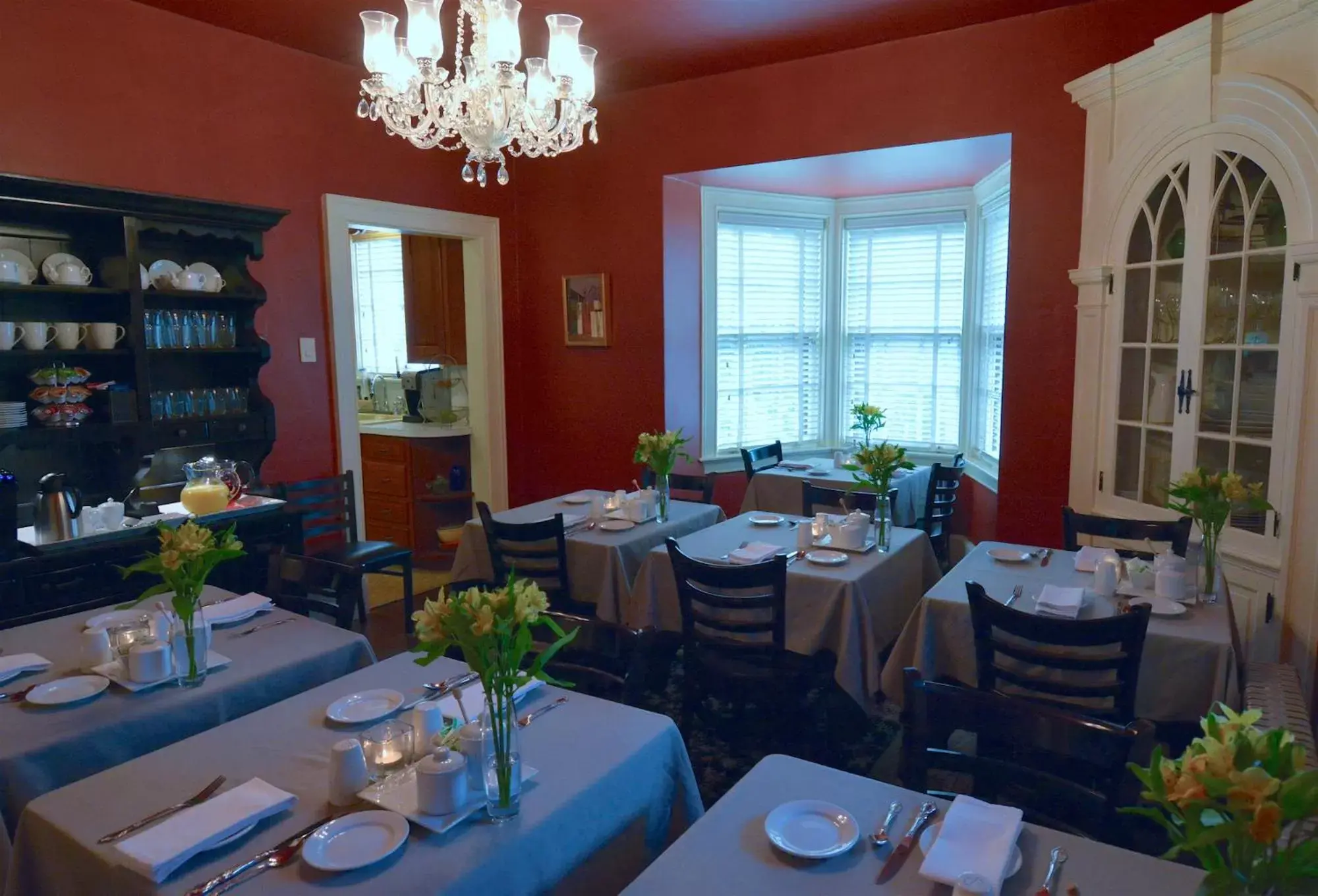 Dining area, Restaurant/Places to Eat in The Lancaster Bed and Breakfast
