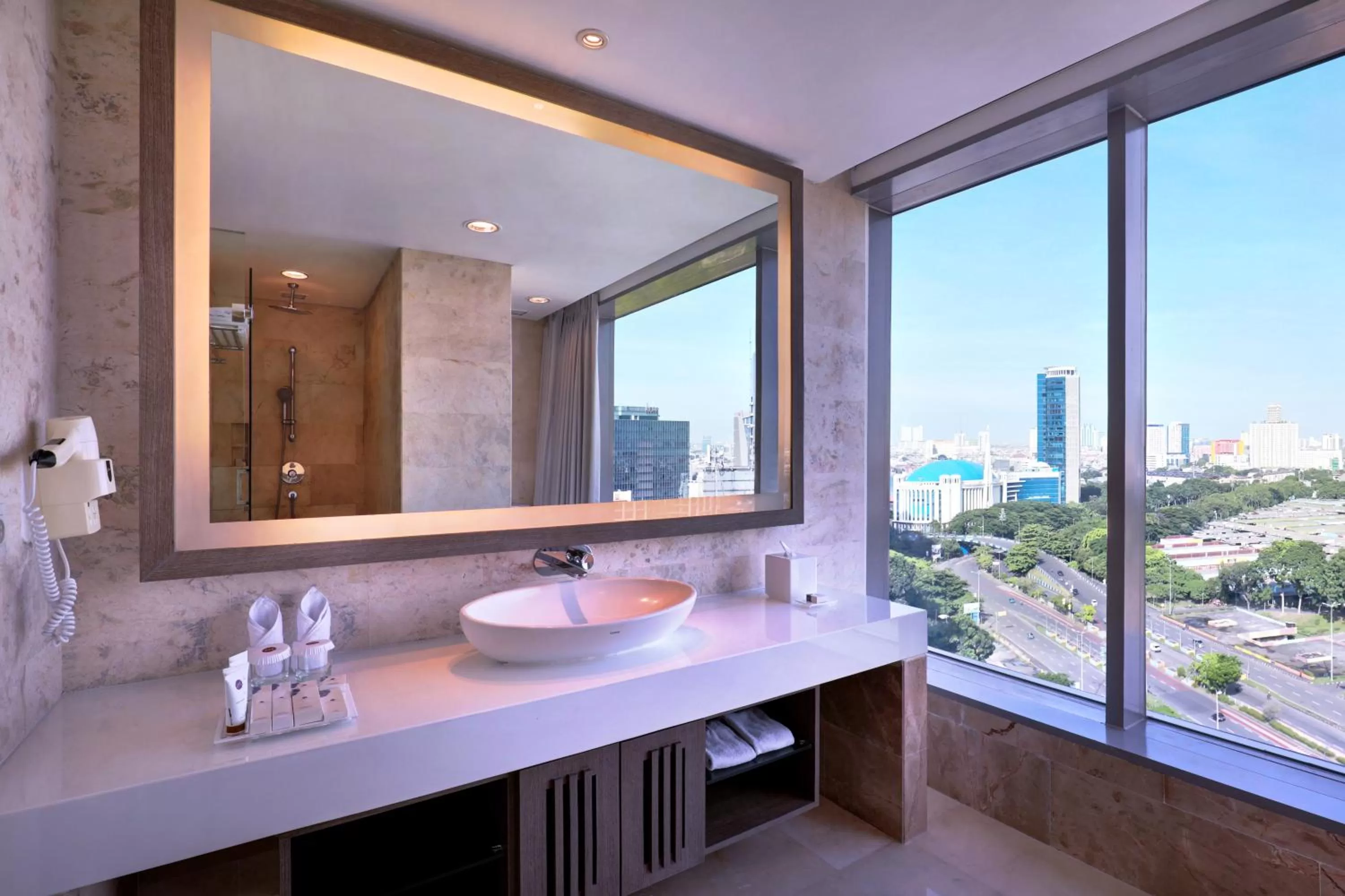 Bathroom in Grand Mercure Jakarta Kemayoran
