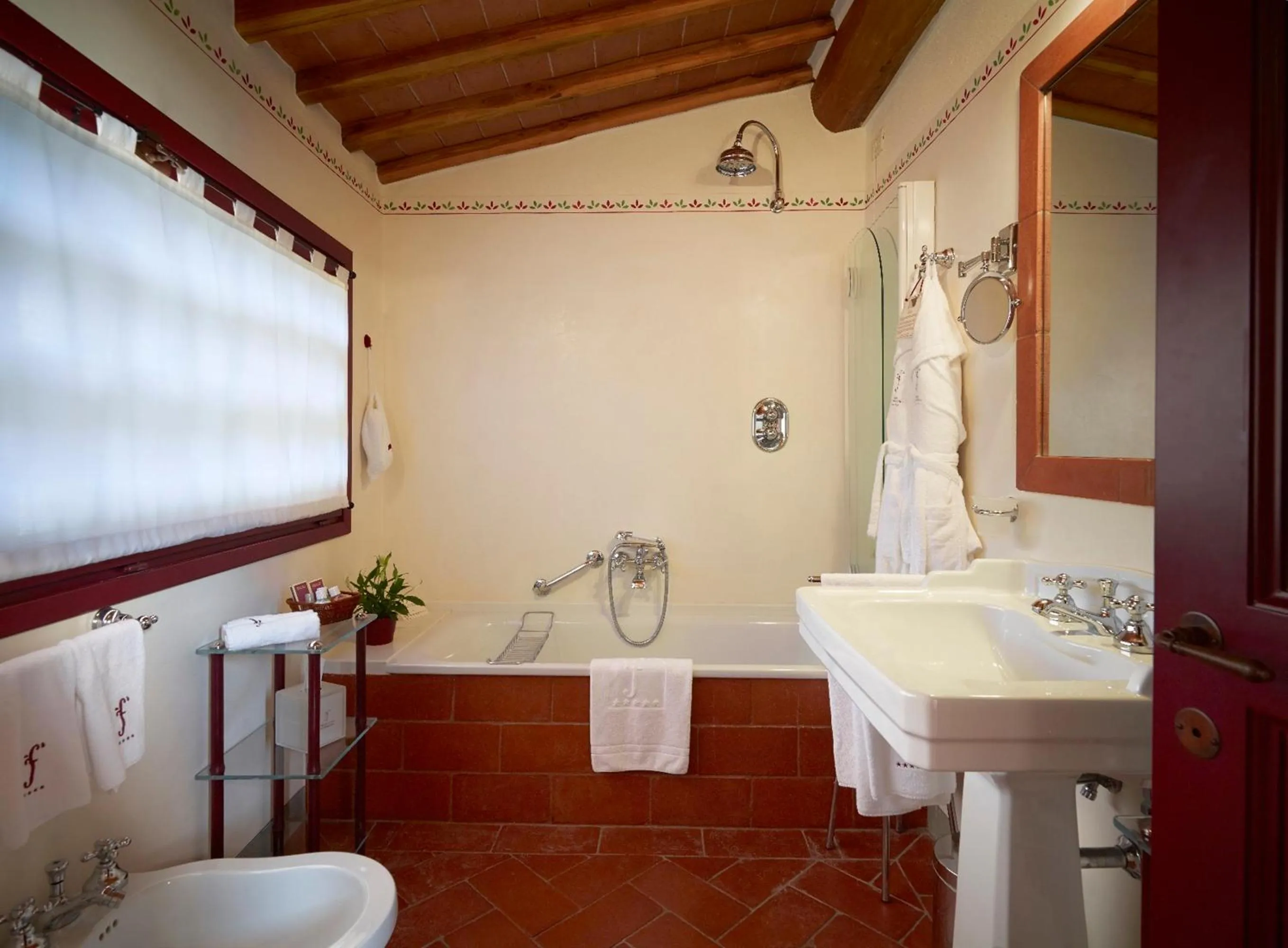 Bathroom in Hotel Le Fontanelle