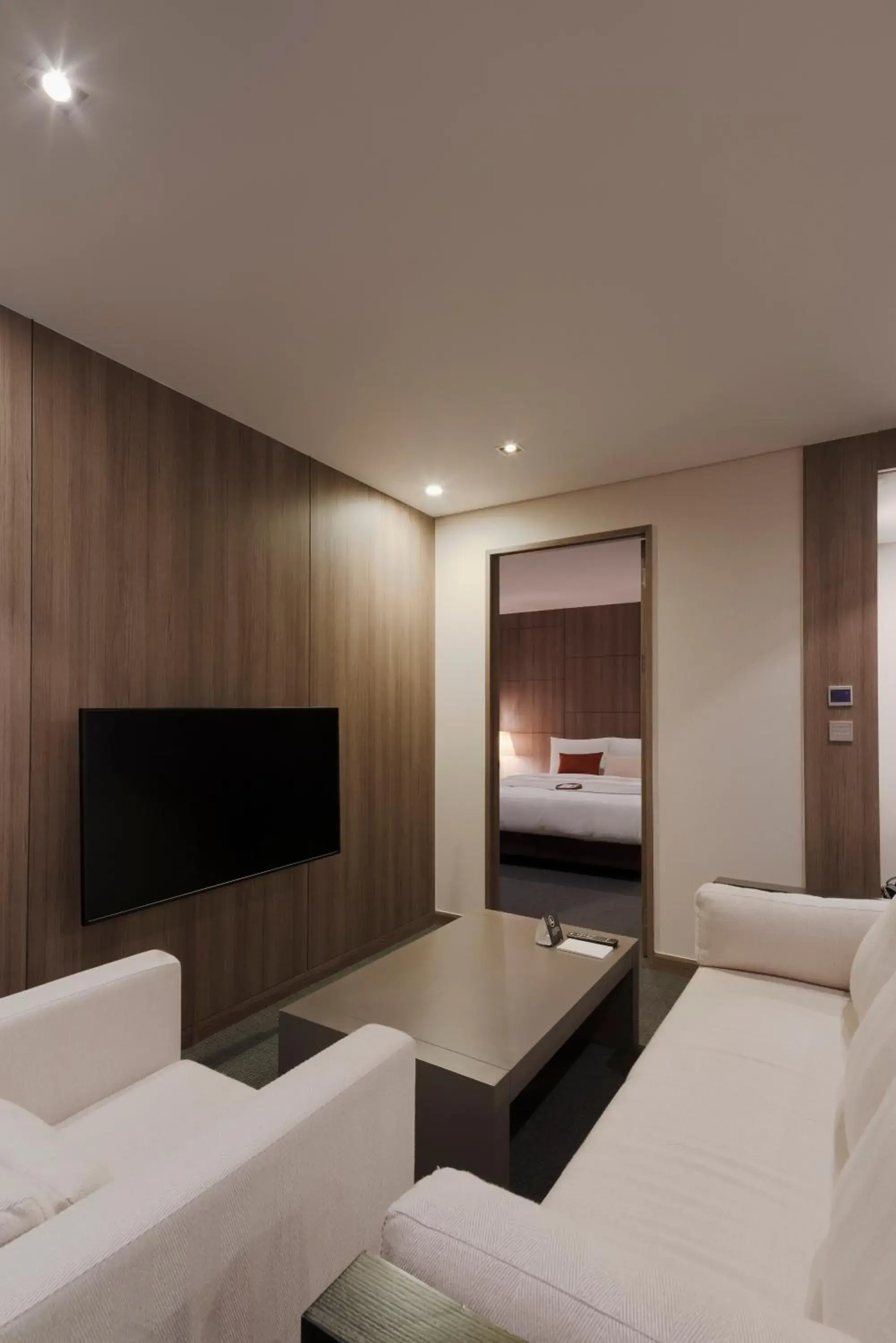 Bedroom, TV/Entertainment Center in Centermark Hotel Seoul