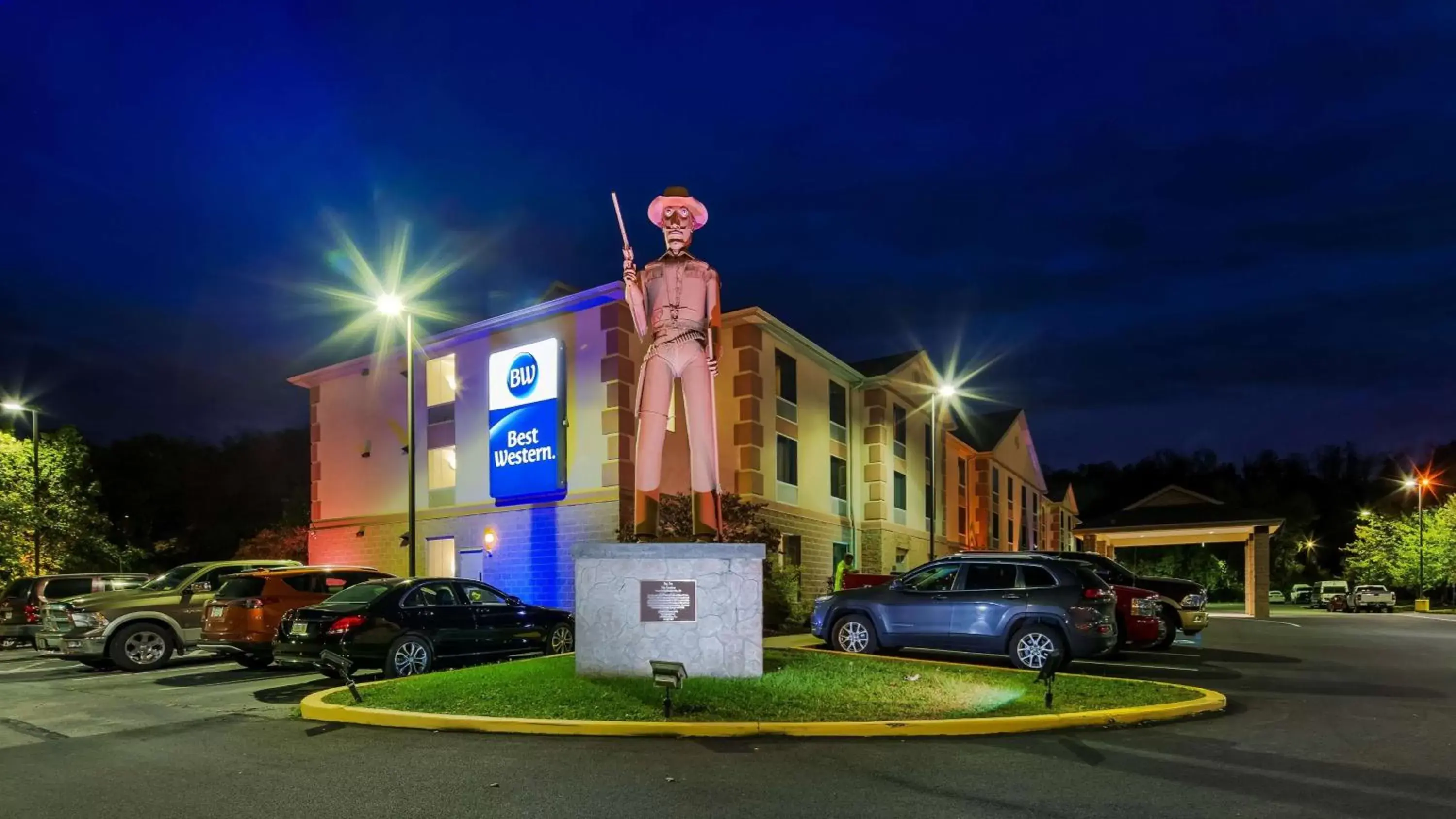 Property Building in Best Western Garden Inn