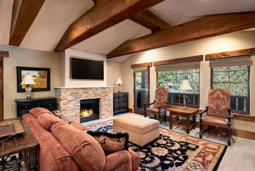 The Chateaux Deer Valley