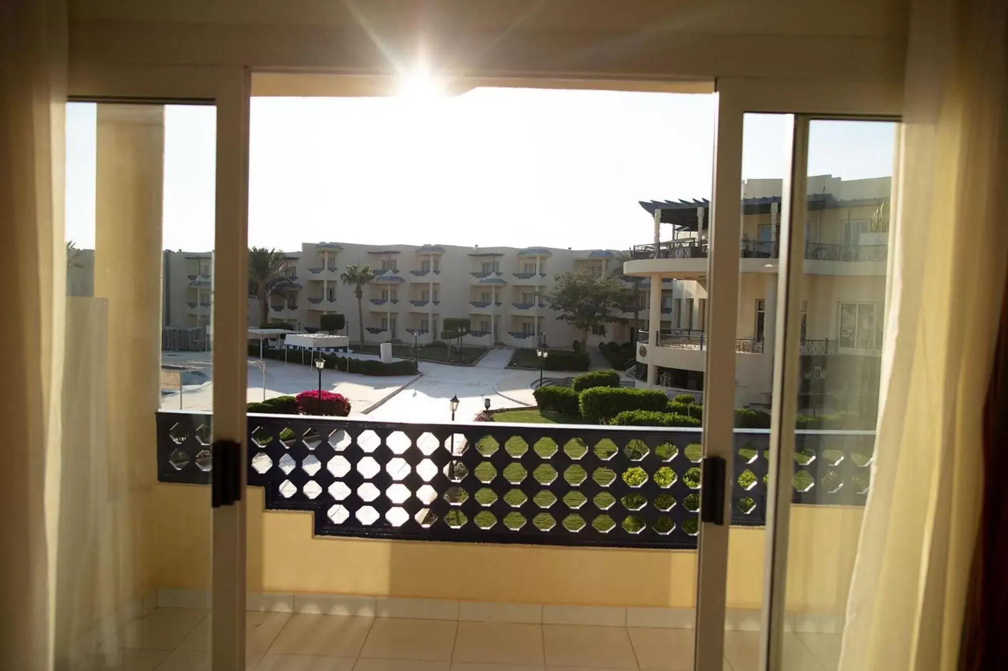 View (from property/room), Balcony/Terrace in Grand Oasis Resort