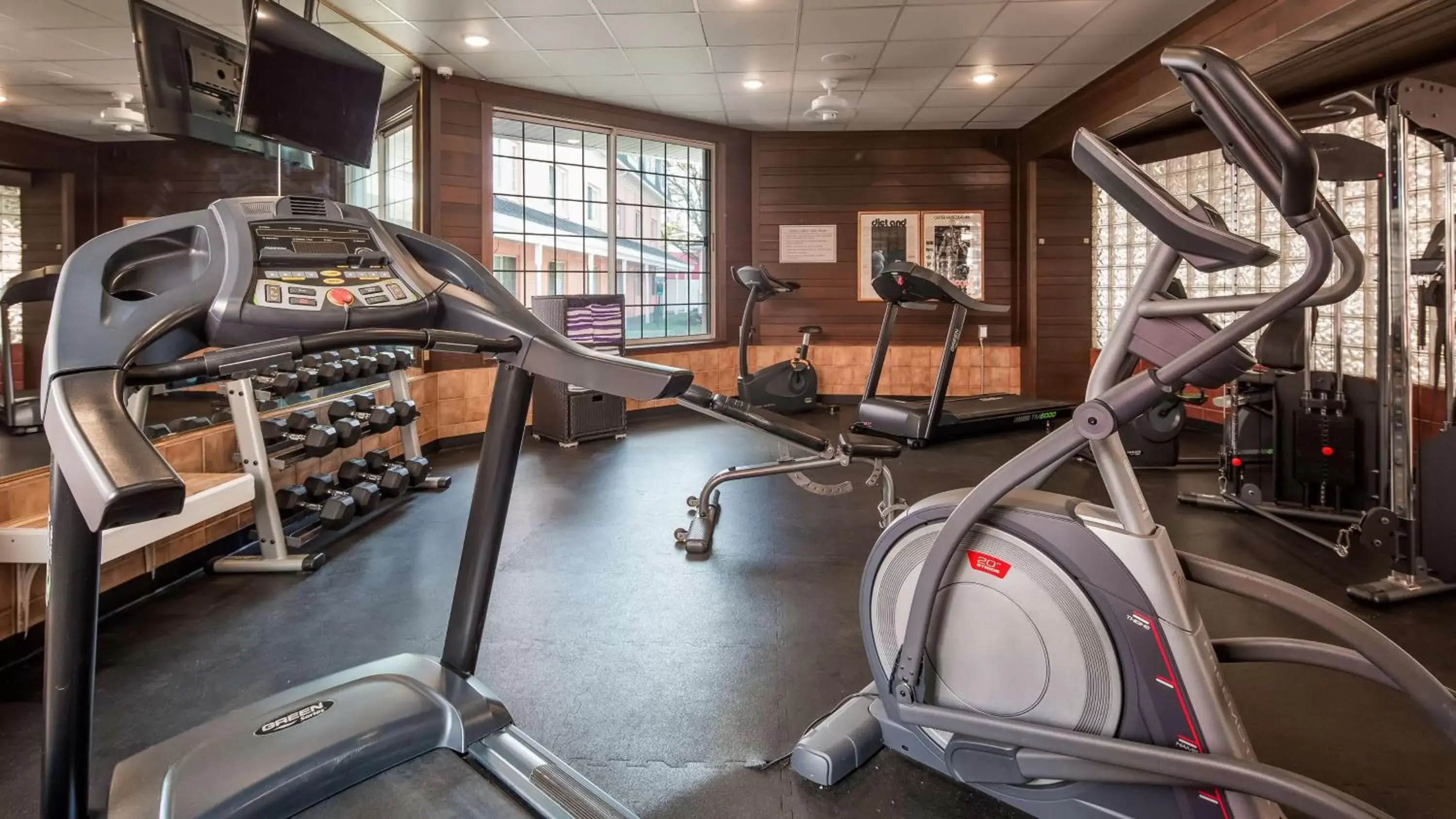 Fitness centre/facilities, Fitness Center/Facilities in Best Western Greenfield Inn