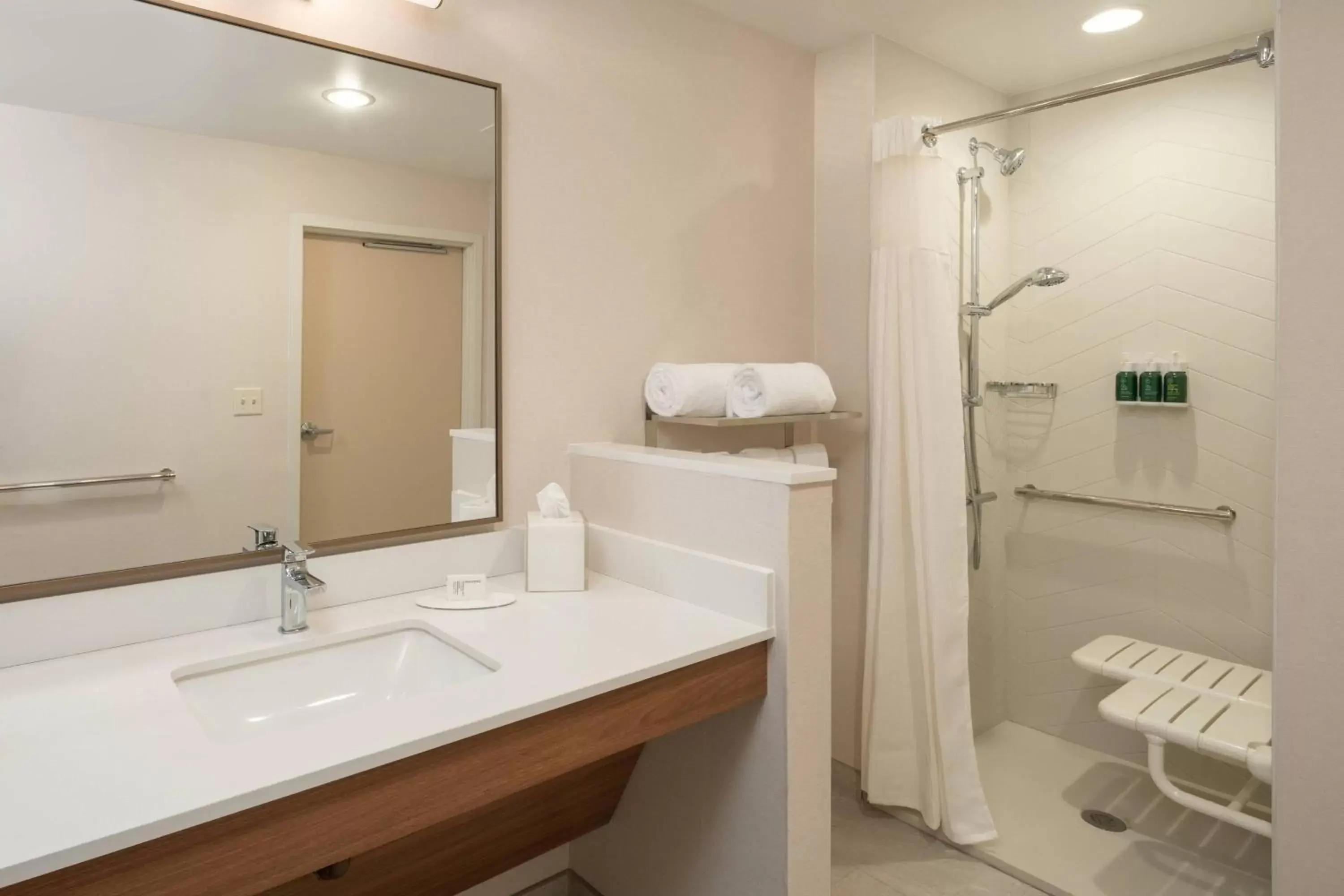 Bathroom in Fairfield Inn & Suites Vero Beach
