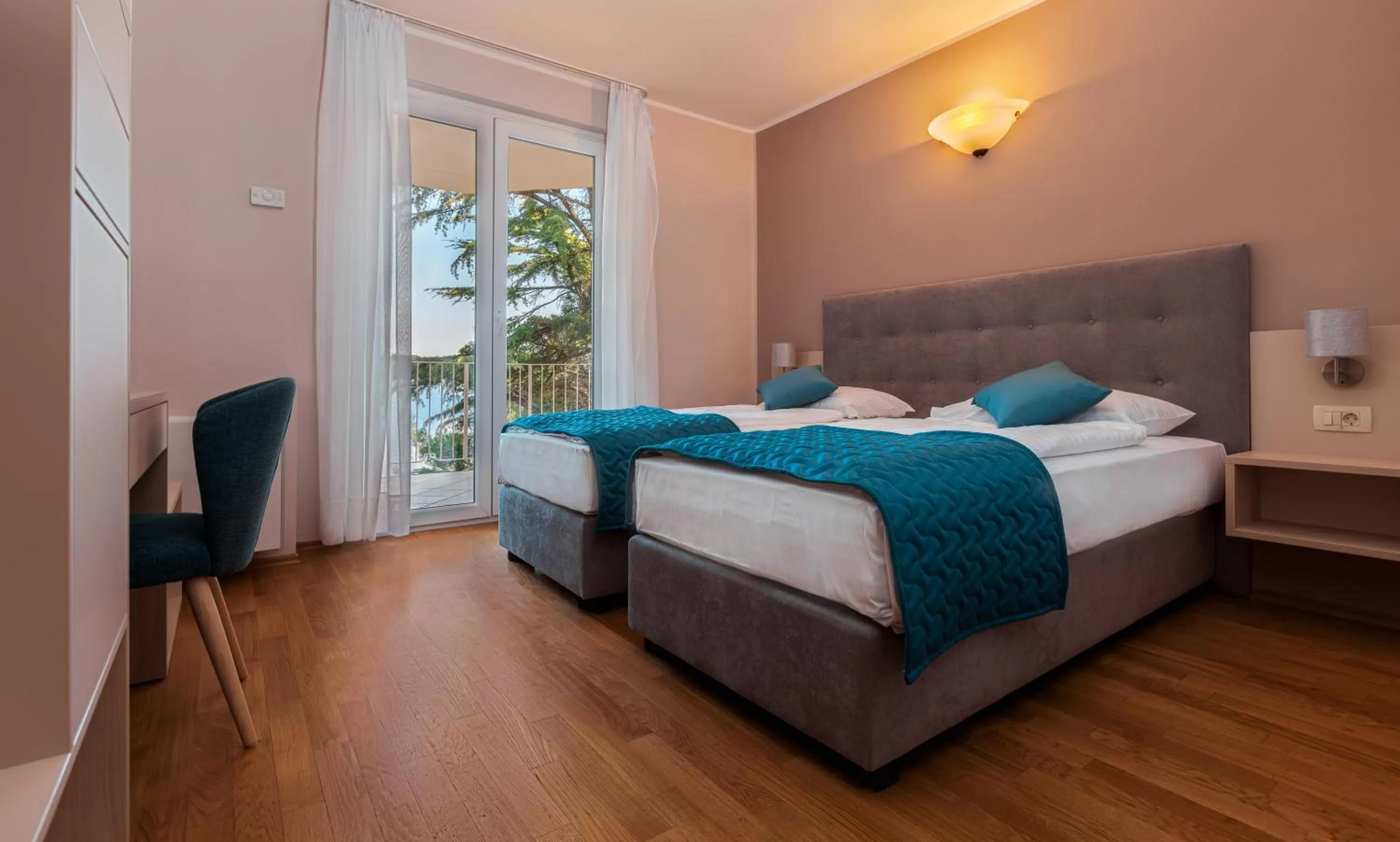 Bedroom, Bed in Belvedere Resort Hotels