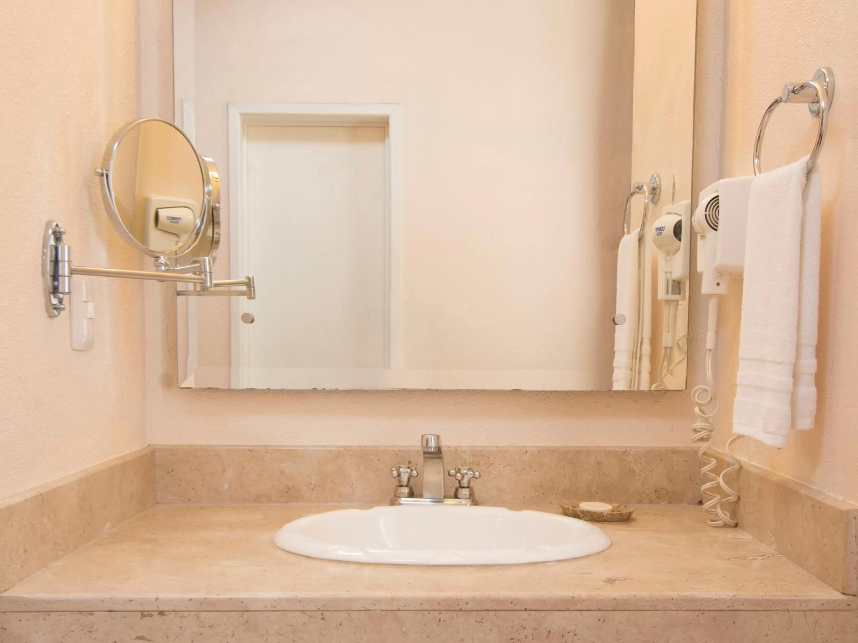 Bathroom in Hotel Rio Queretaro