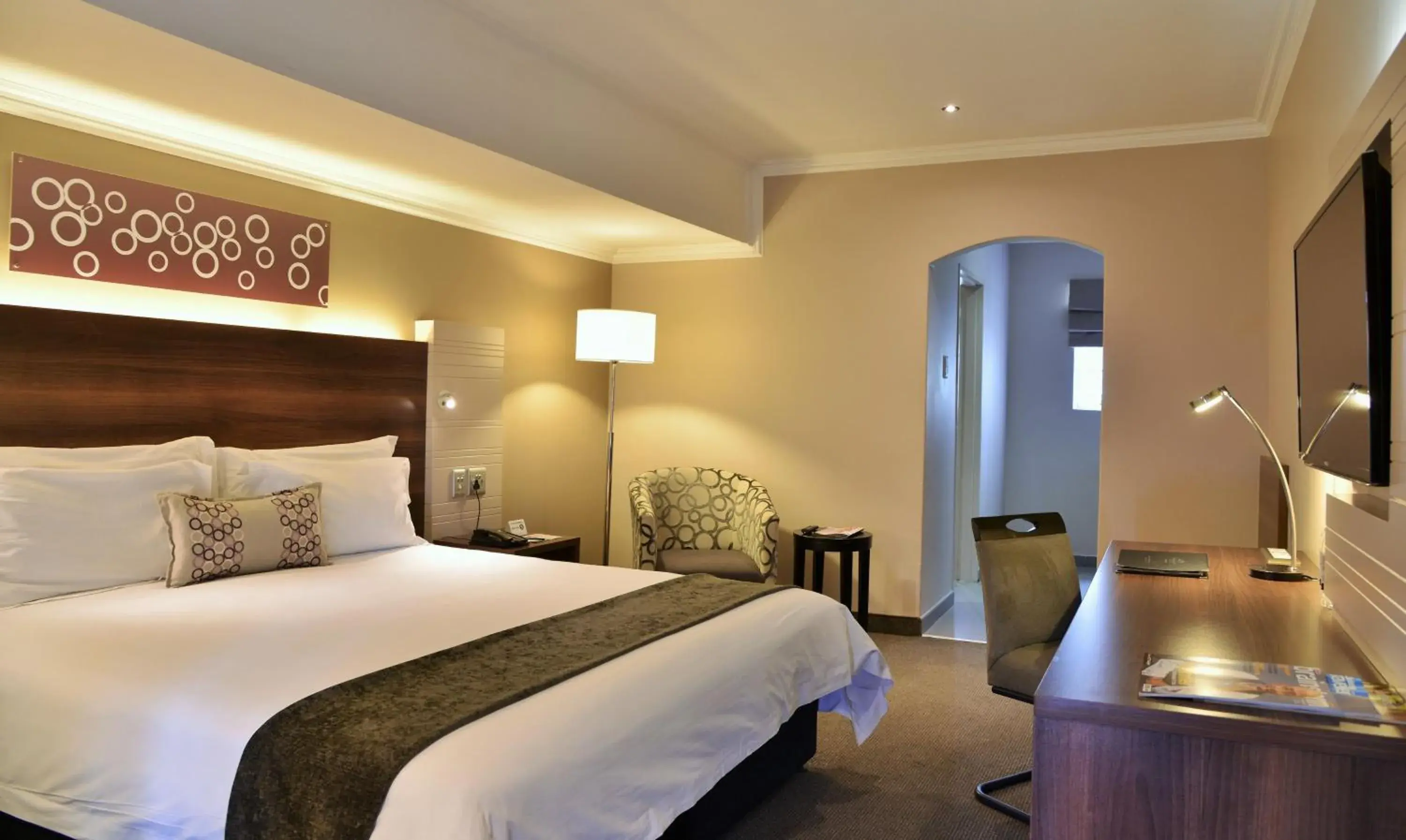 Photo of the whole room, Bed in Birchwood Hotel and OR Tambo Conference Centre