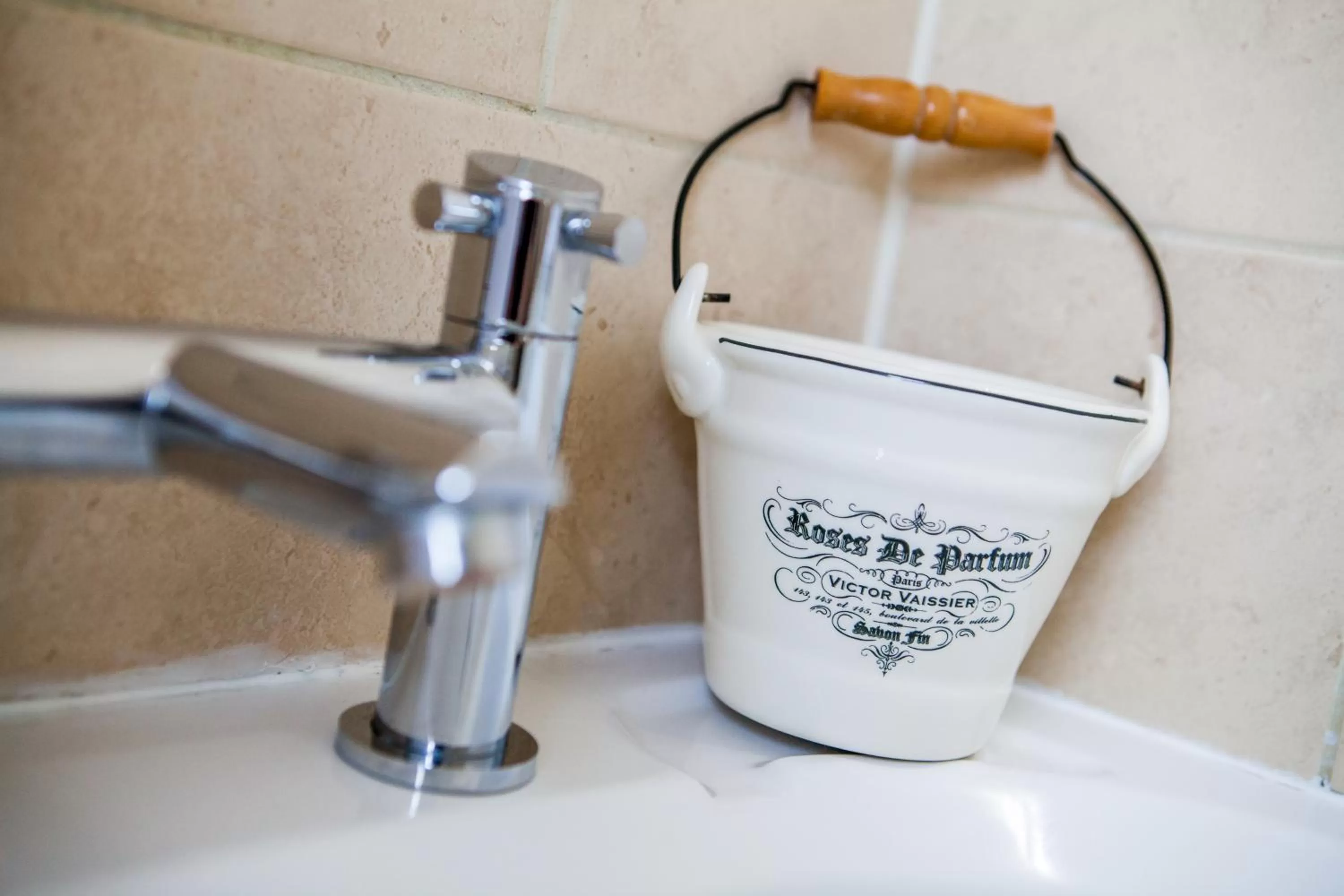 Bathroom in The Red Lion Hotel