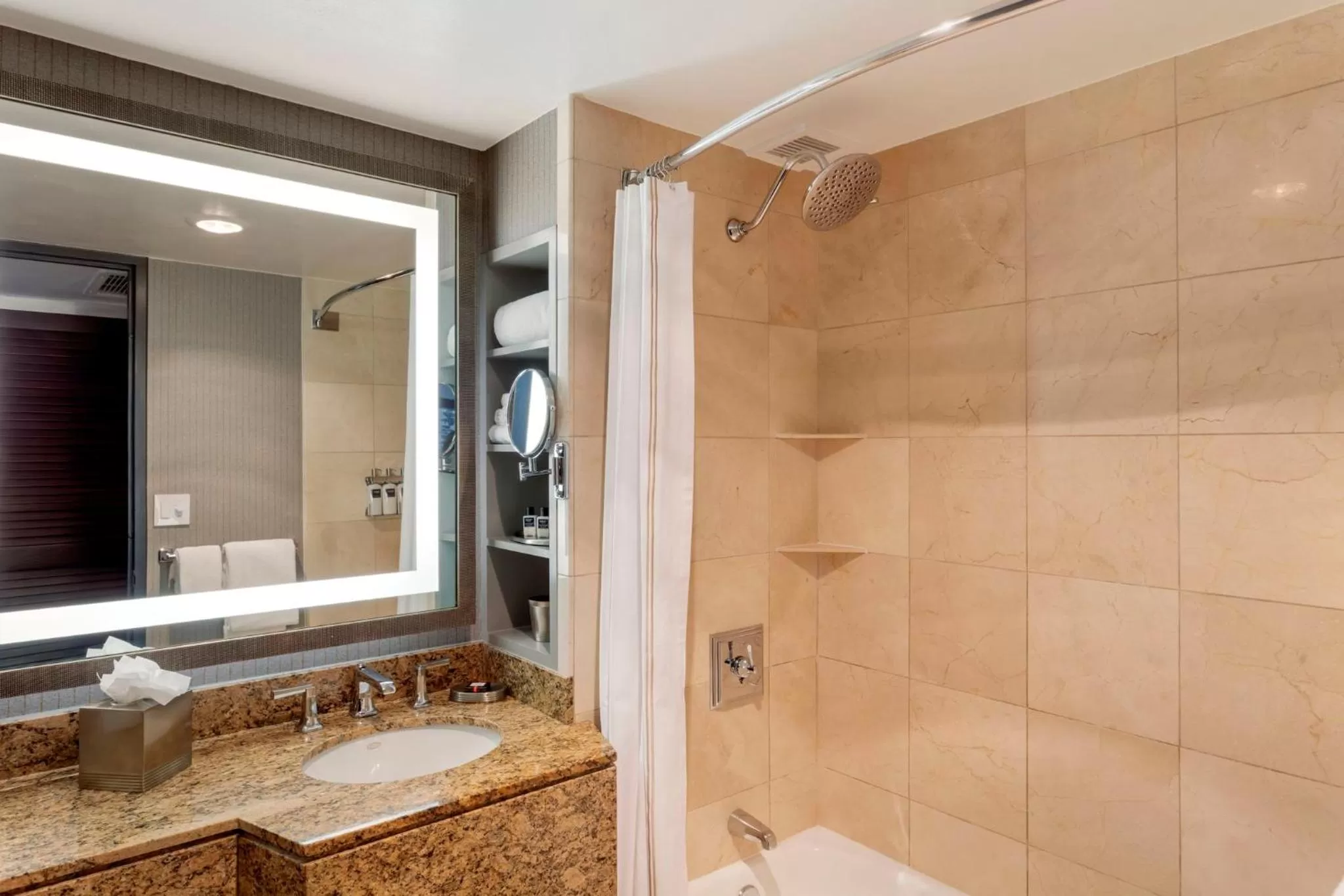 Bathroom in Omni New Haven Hotel at Yale