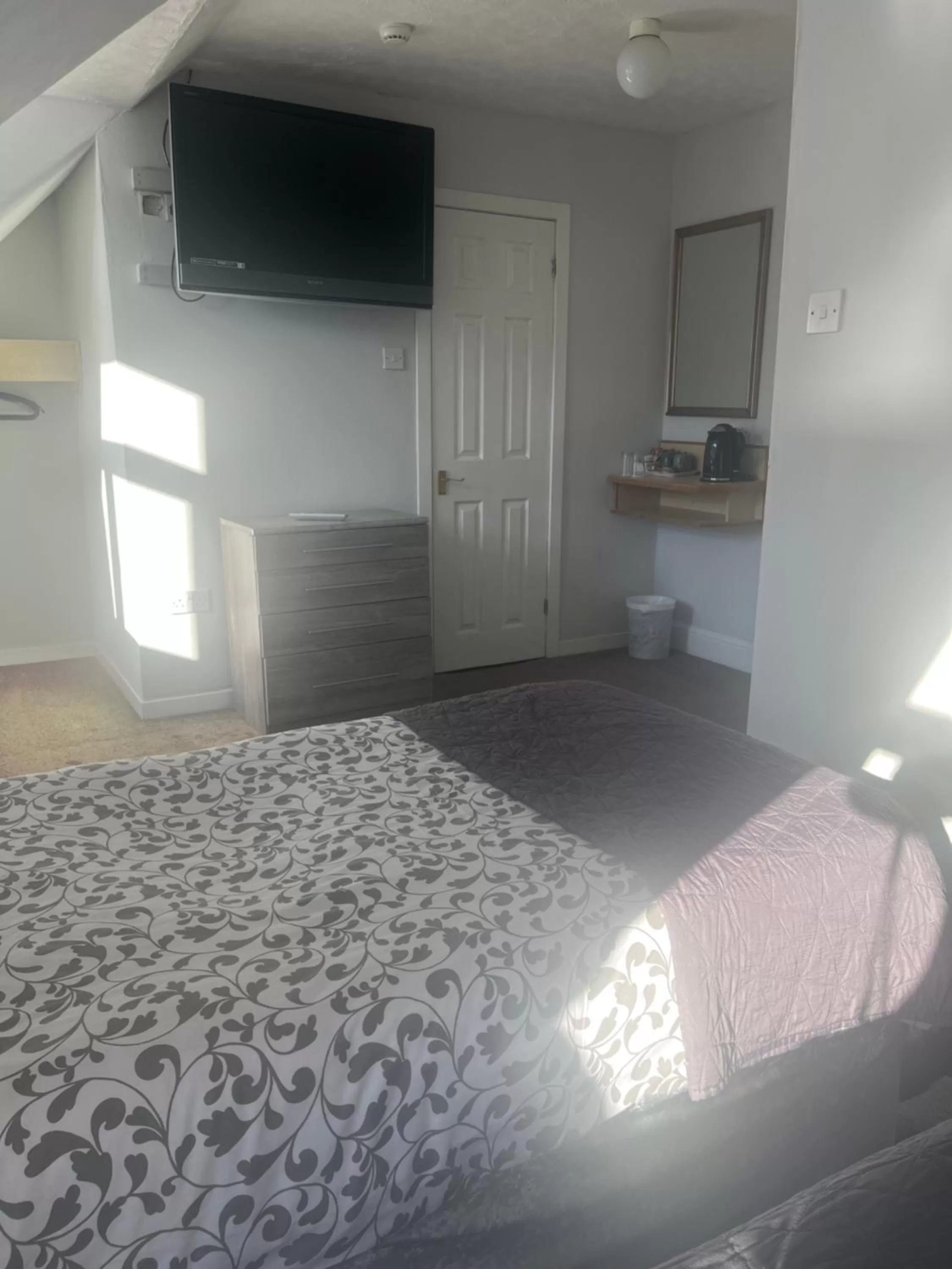 Bed in DunMoore Guesthouse