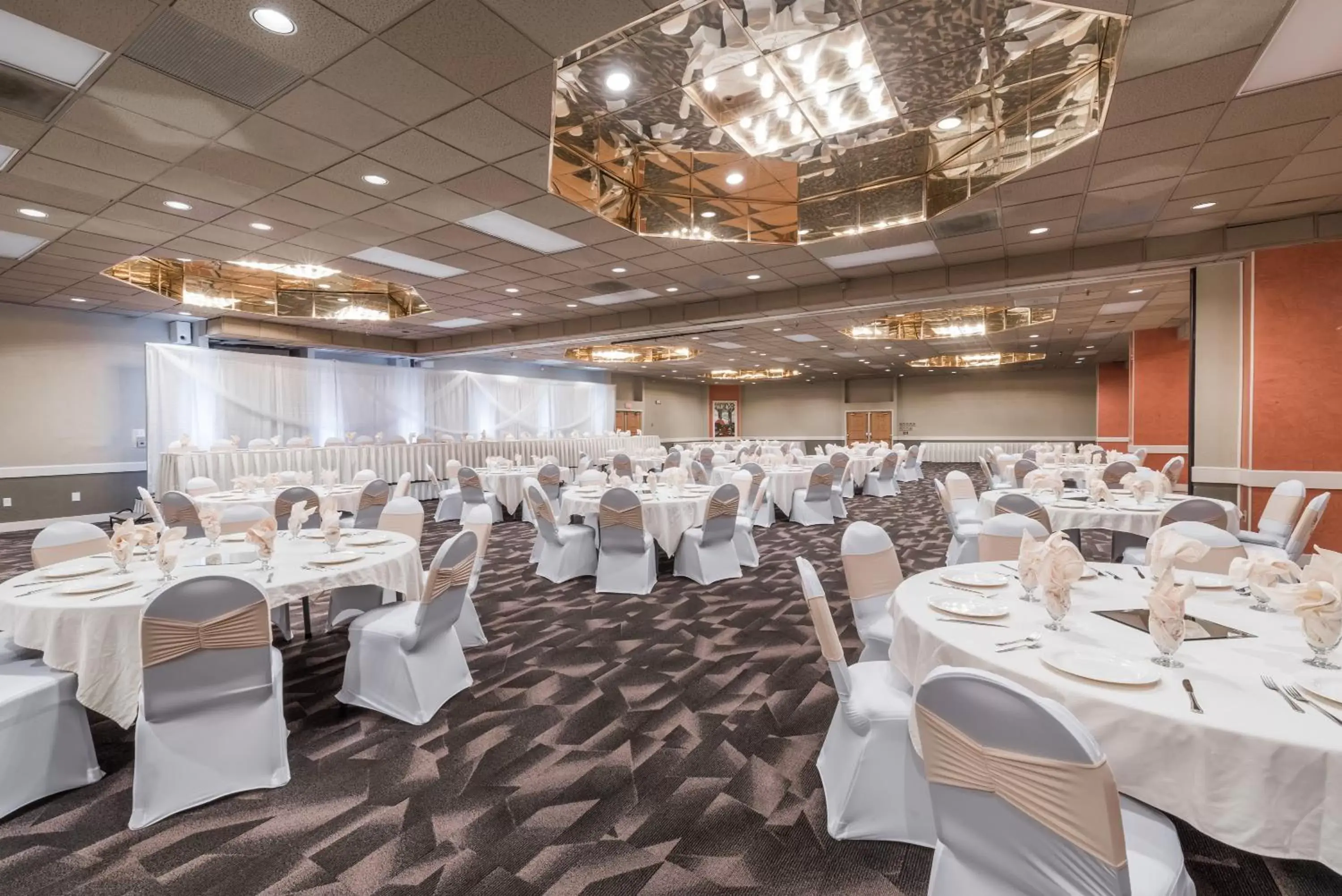 Banquet/Function facilities, Banquet Facilities in Ramada by Wyndham Fargo